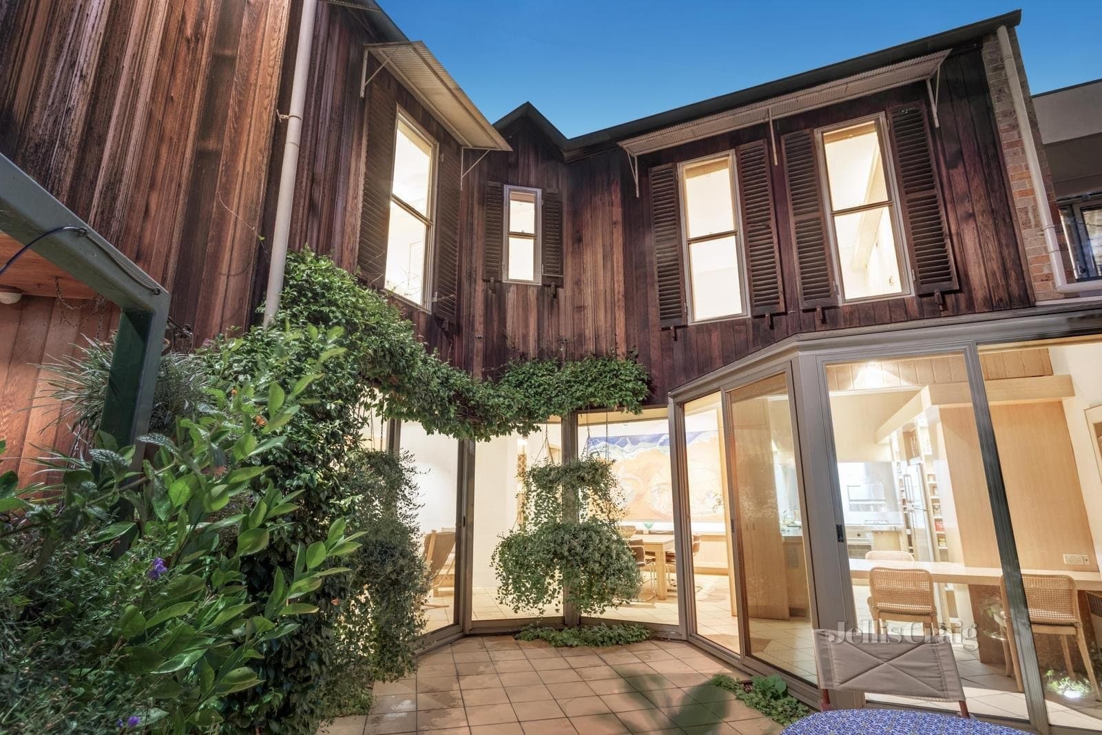 8 Heather Street, South Melbourne, South Melbourne - Thumbnail 3