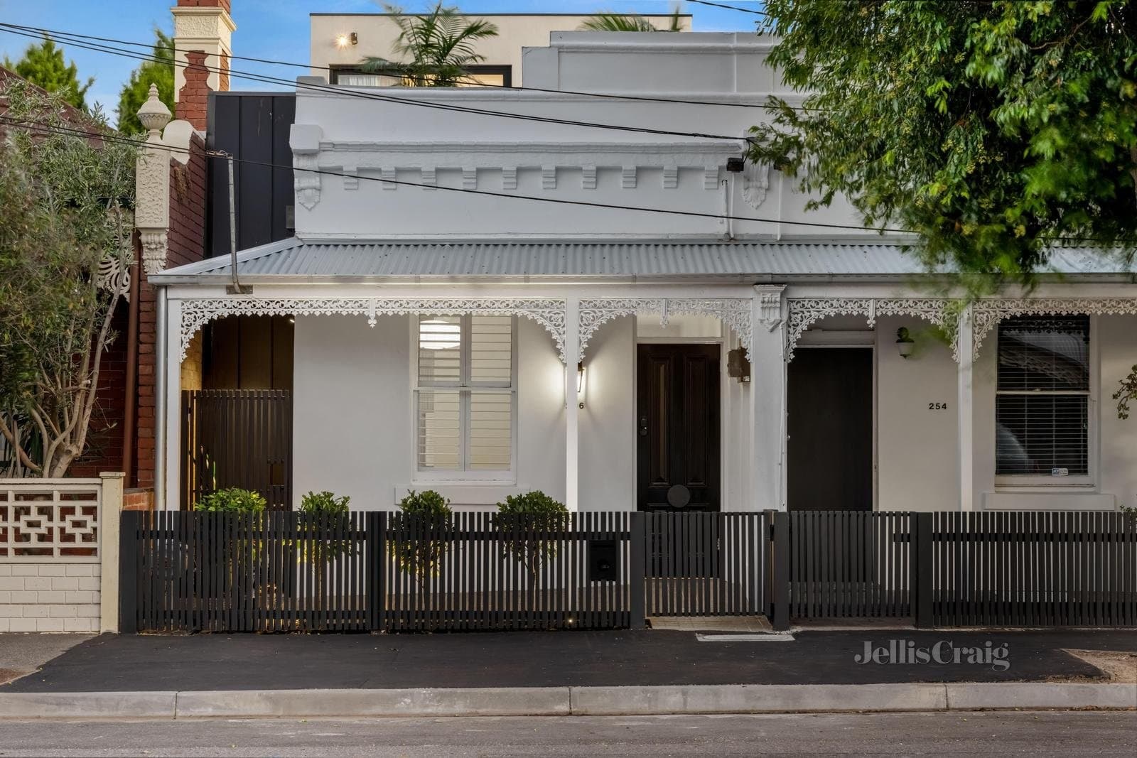 256 Ross Street, Port Melbourne, Port Melbourne - Thumbnail 2