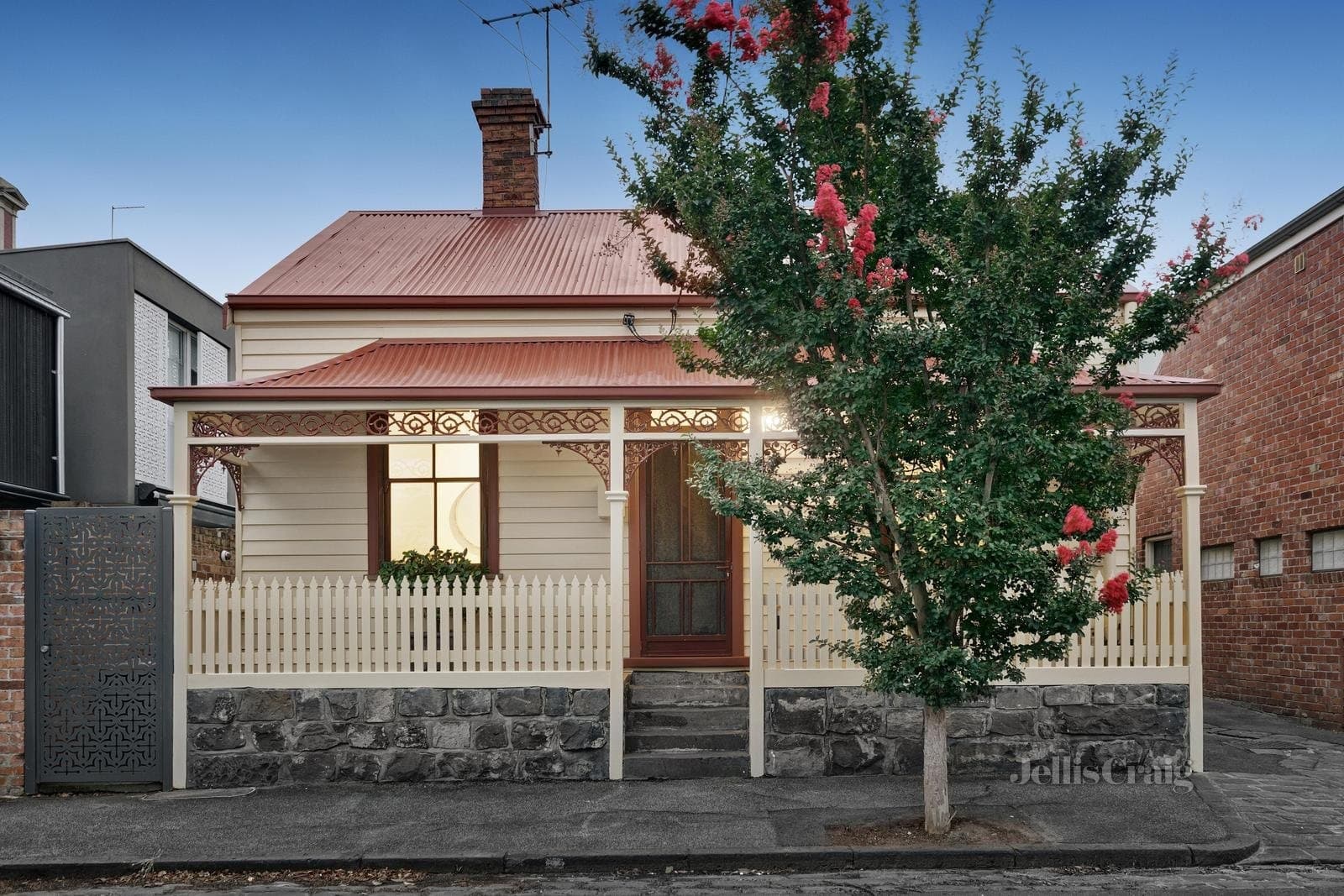 68 Bevan St, Albert Park, Albert Park - Thumbnail 2