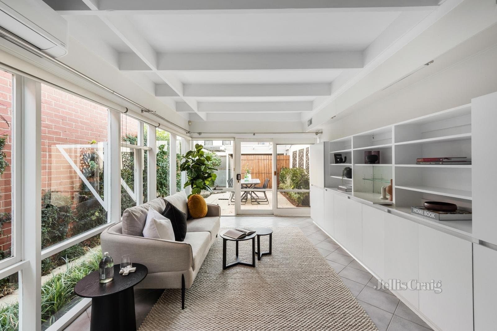 12 Merton Place, Albert Park, Albert Park - Thumbnail 3