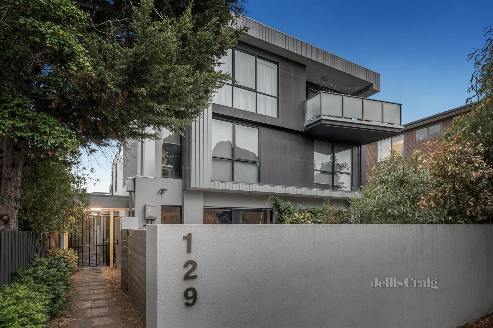 101/129 Hotham Street, Balaclava, Balaclava - Thumbnail 3
