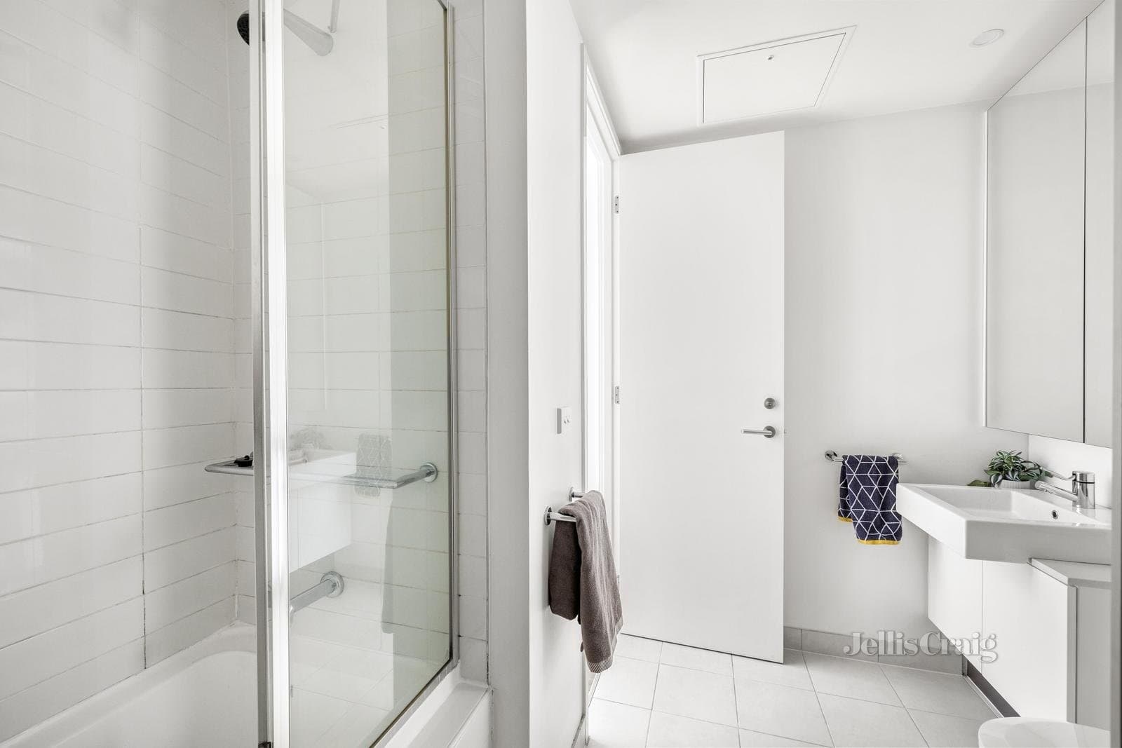 12/24 Milton Street, Elwood, Elwood - Image 1