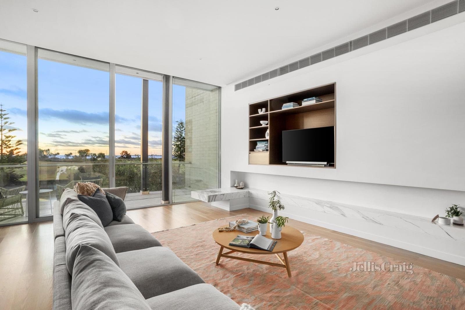 76 Marine Parade, Elwood, Elwood - Thumbnail 4