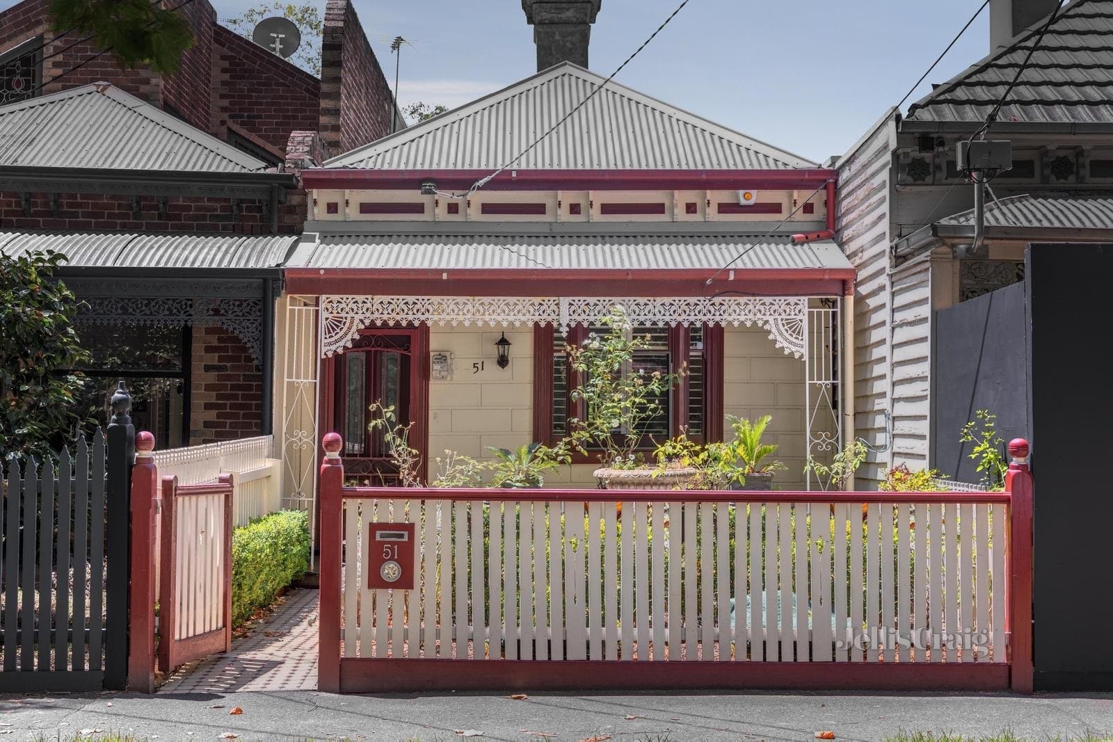 51 Barrett Street, Albert Park, Albert Park - Thumbnail 2