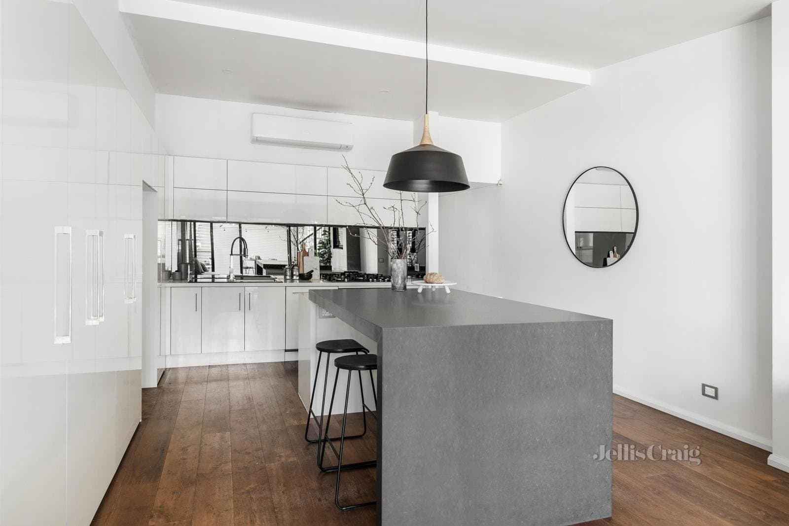 51 Barrett Street, Albert Park, Albert Park - Thumbnail 4
