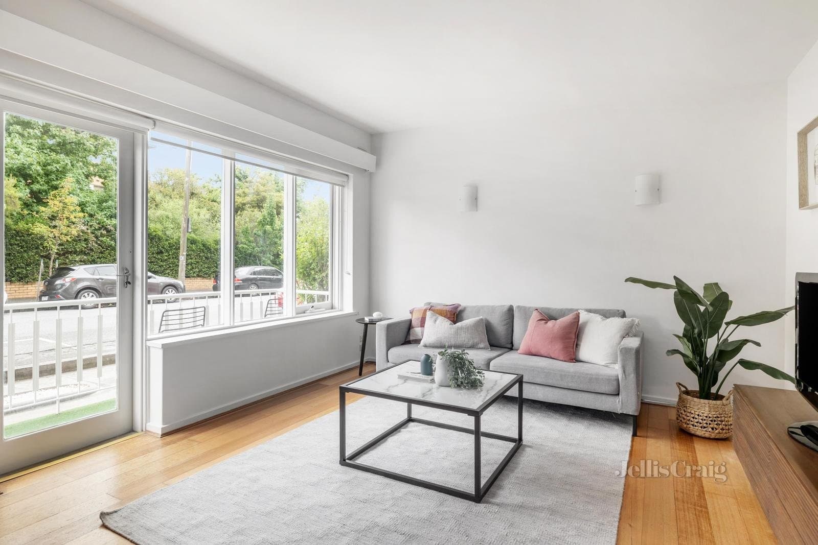 2/310 Dandenong Road, St Kilda East, St Kilda East - Thumbnail 2