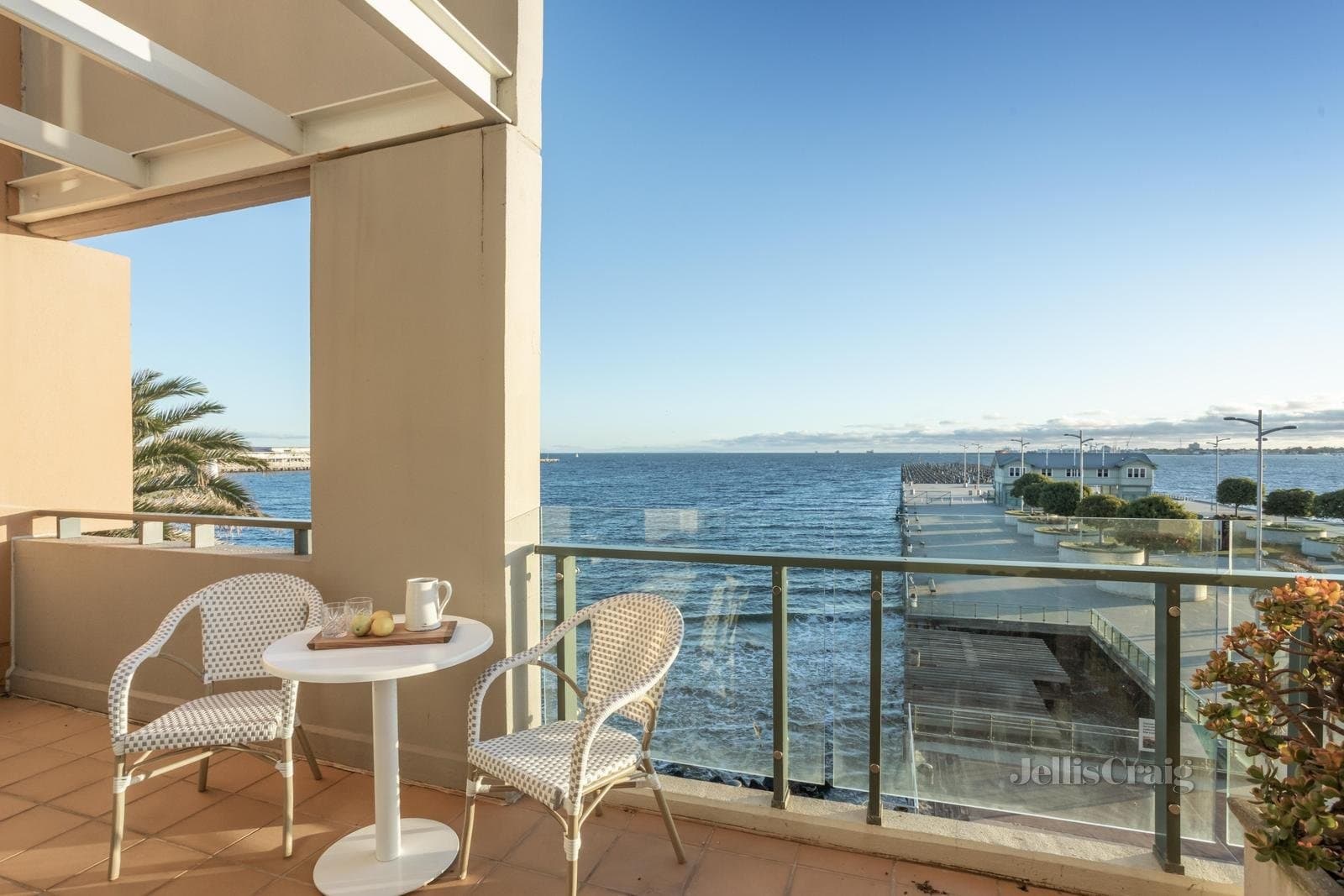 302/2 Pier Street, Port Melbourne, Port Melbourne - Thumbnail 2