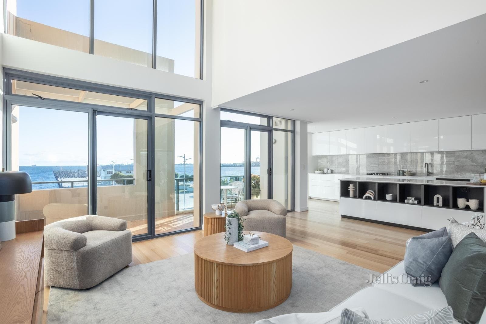 302/2 Pier Street, Port Melbourne, Port Melbourne - Thumbnail 3