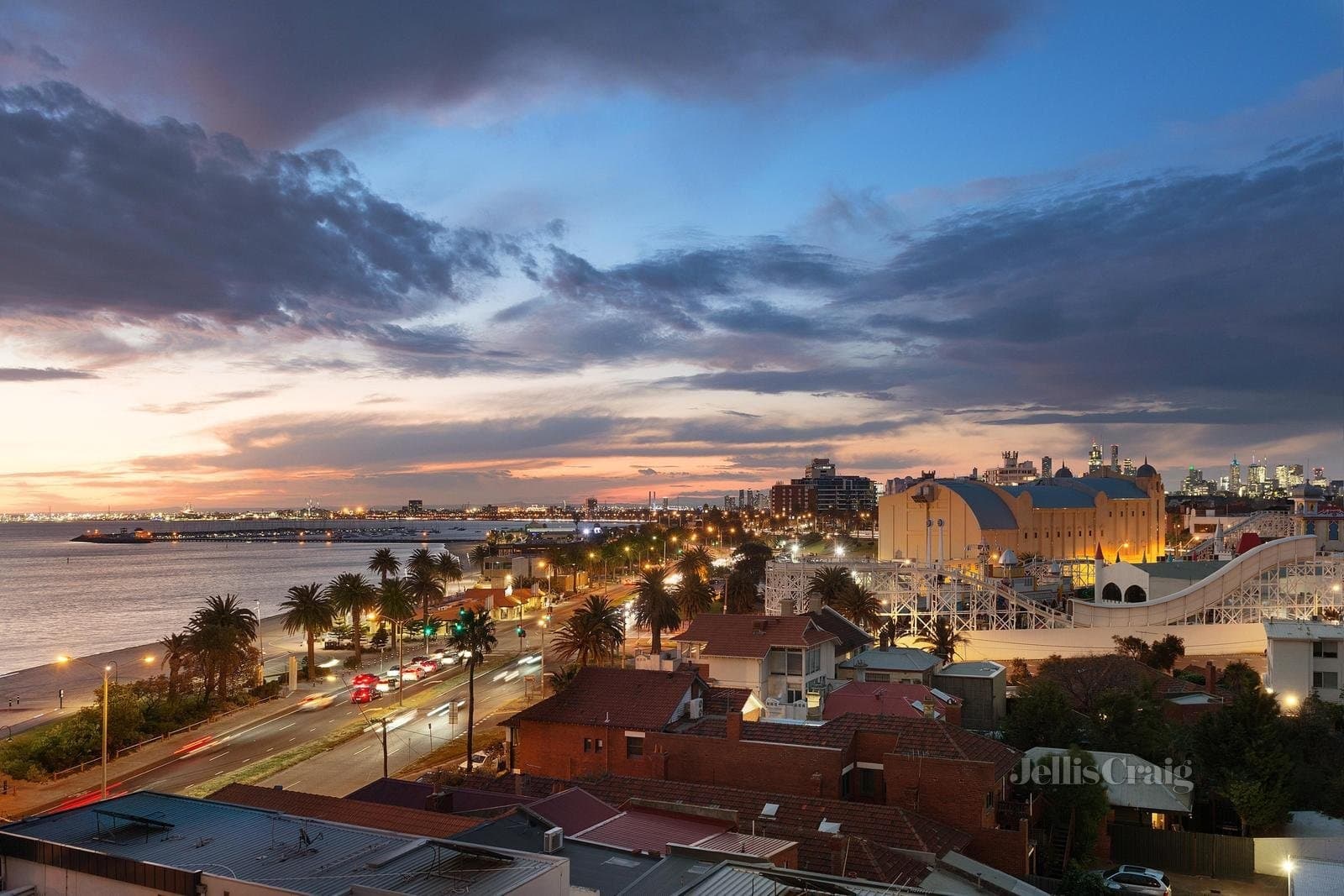 7H/12 Marine Parade, St Kilda, St Kilda - Image 1