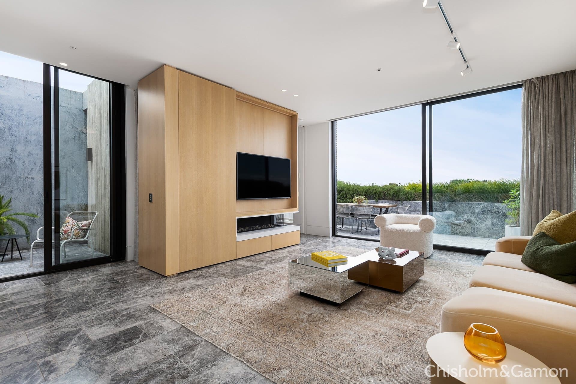 303/2 Pine Avenue, Elwood, Elwood - Thumbnail 4