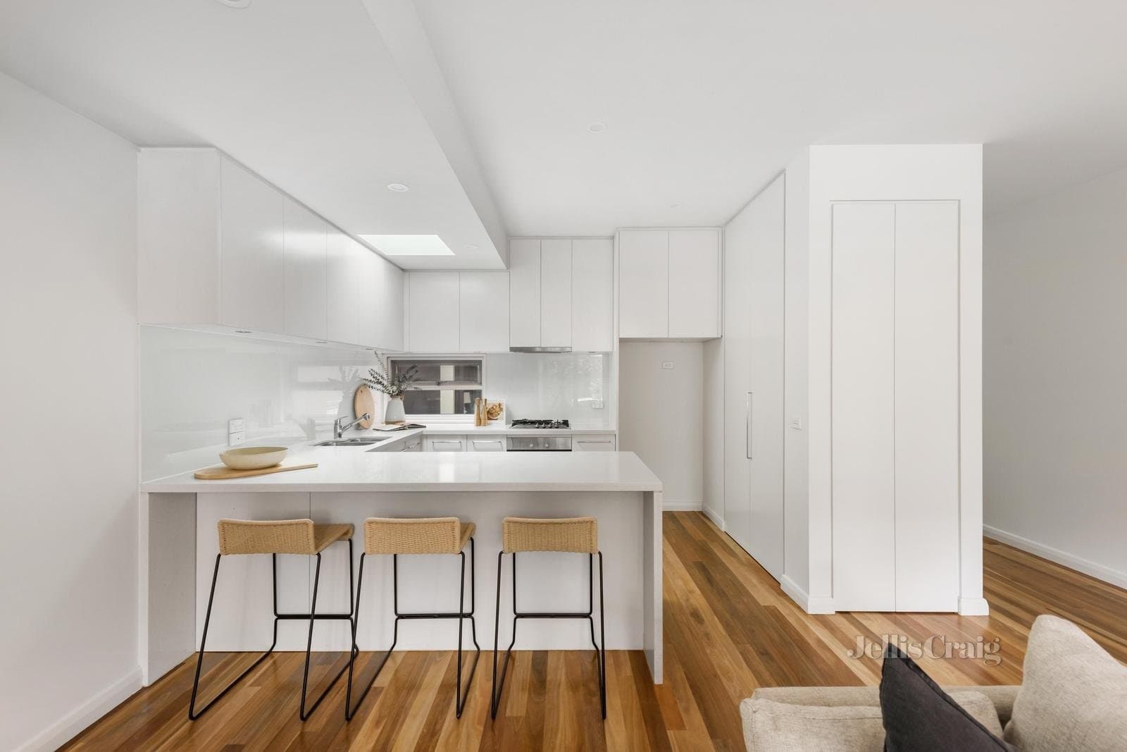 21 Dinsdale Street, Albert Park, Albert Park - Thumbnail 4
