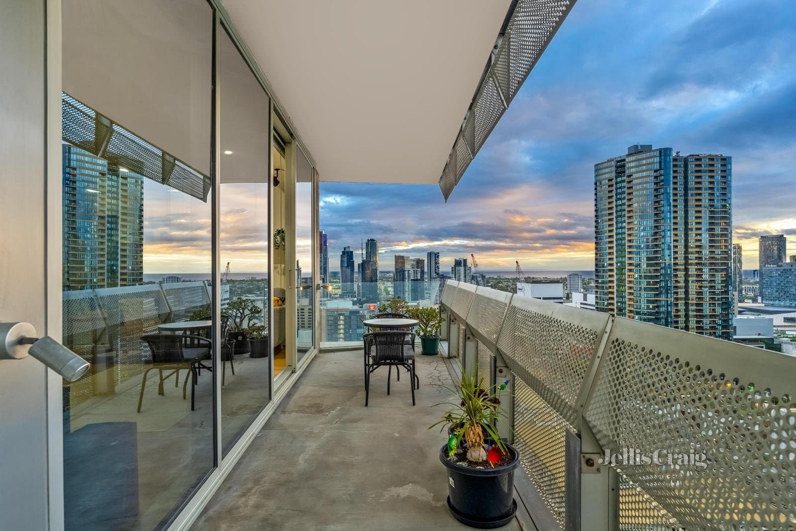2301/620 Collins Street, Melbourne, Melbourne - Thumbnail 4