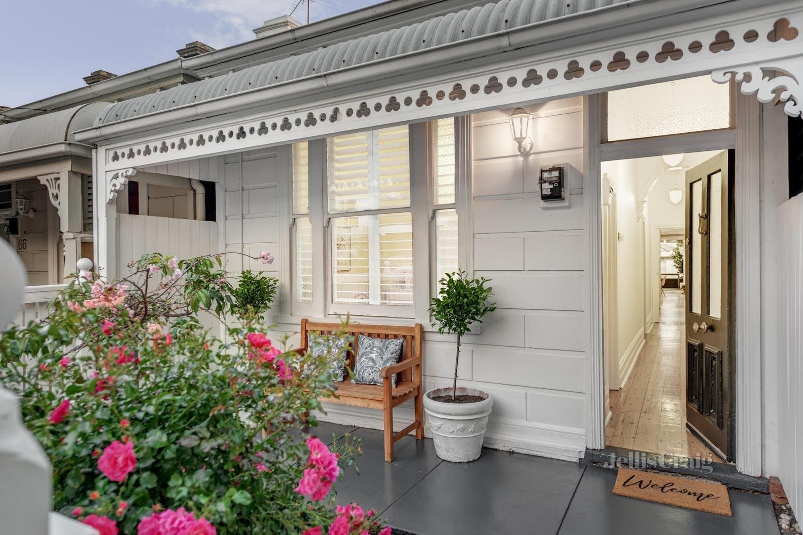64 Derham Street, Port Melbourne, Port Melbourne - Thumbnail 3