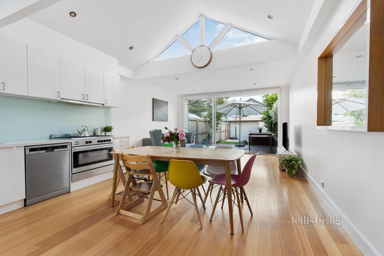 64 Derham Street, Port Melbourne, Port Melbourne - Thumbnail 4