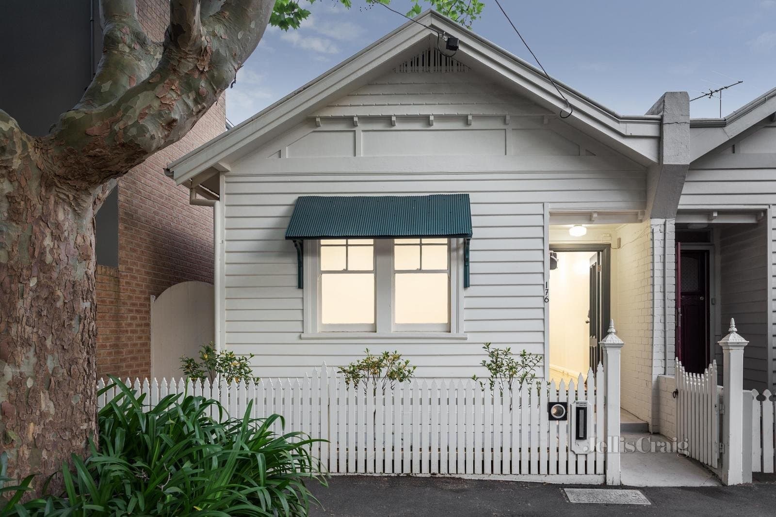176 Clark Street, Port Melbourne, Port Melbourne - Thumbnail 2