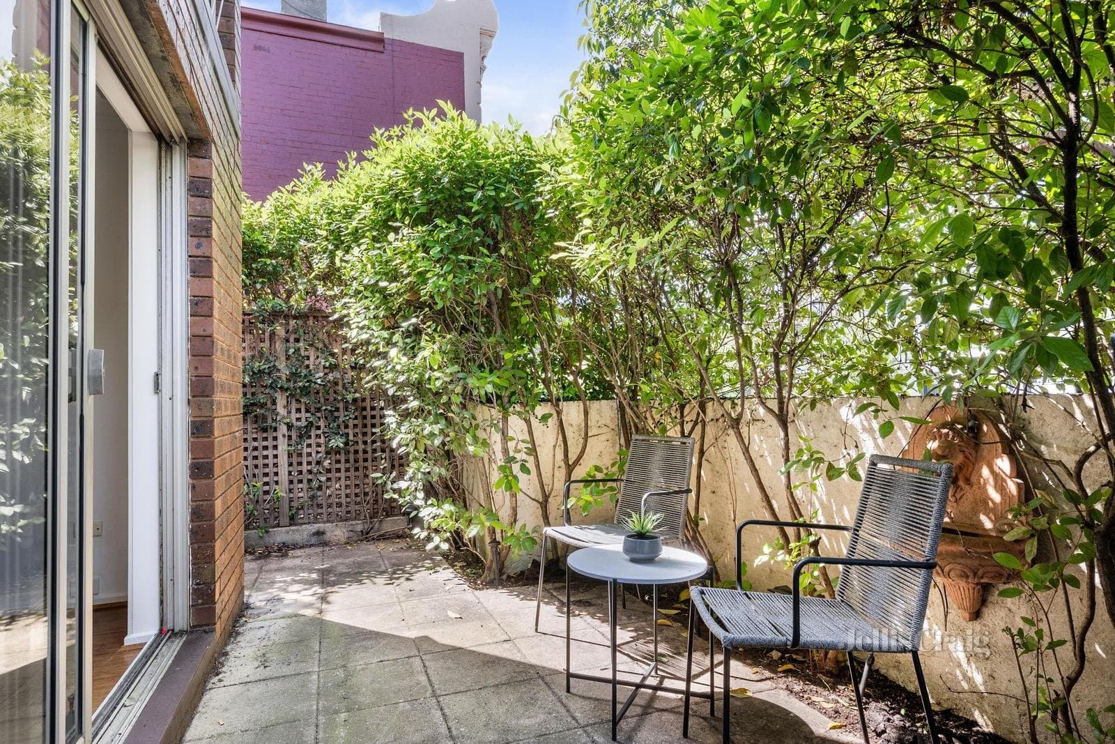 2/214 Moray Street, South Melbourne, South Melbourne - Image 1