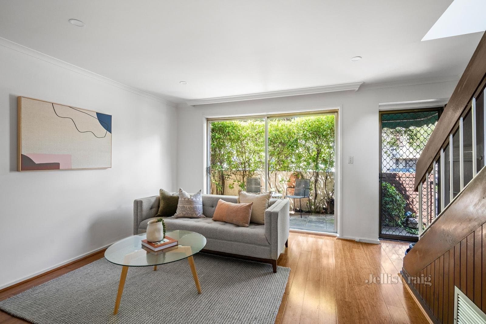 2/214 Moray Street, South Melbourne, South Melbourne - Thumbnail 2