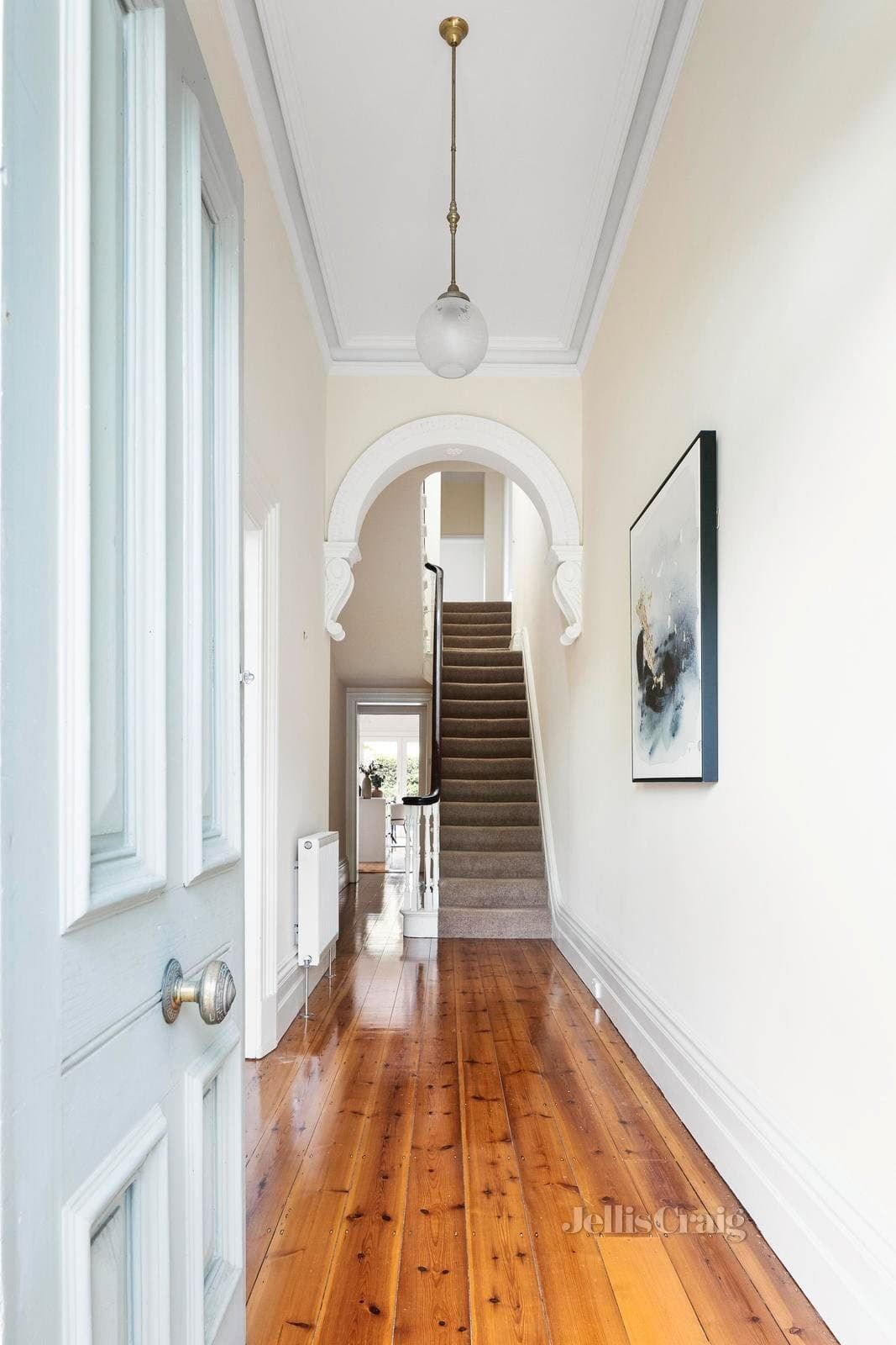 17 Howe Crescent, South Melbourne, South Melbourne - Thumbnail 3