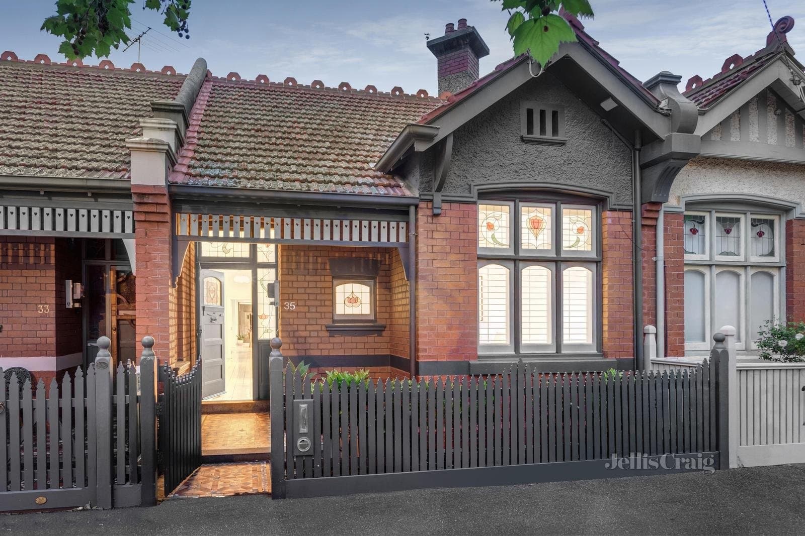 35 Armstrong Street, Middle Park, Middle Park - Thumbnail 2