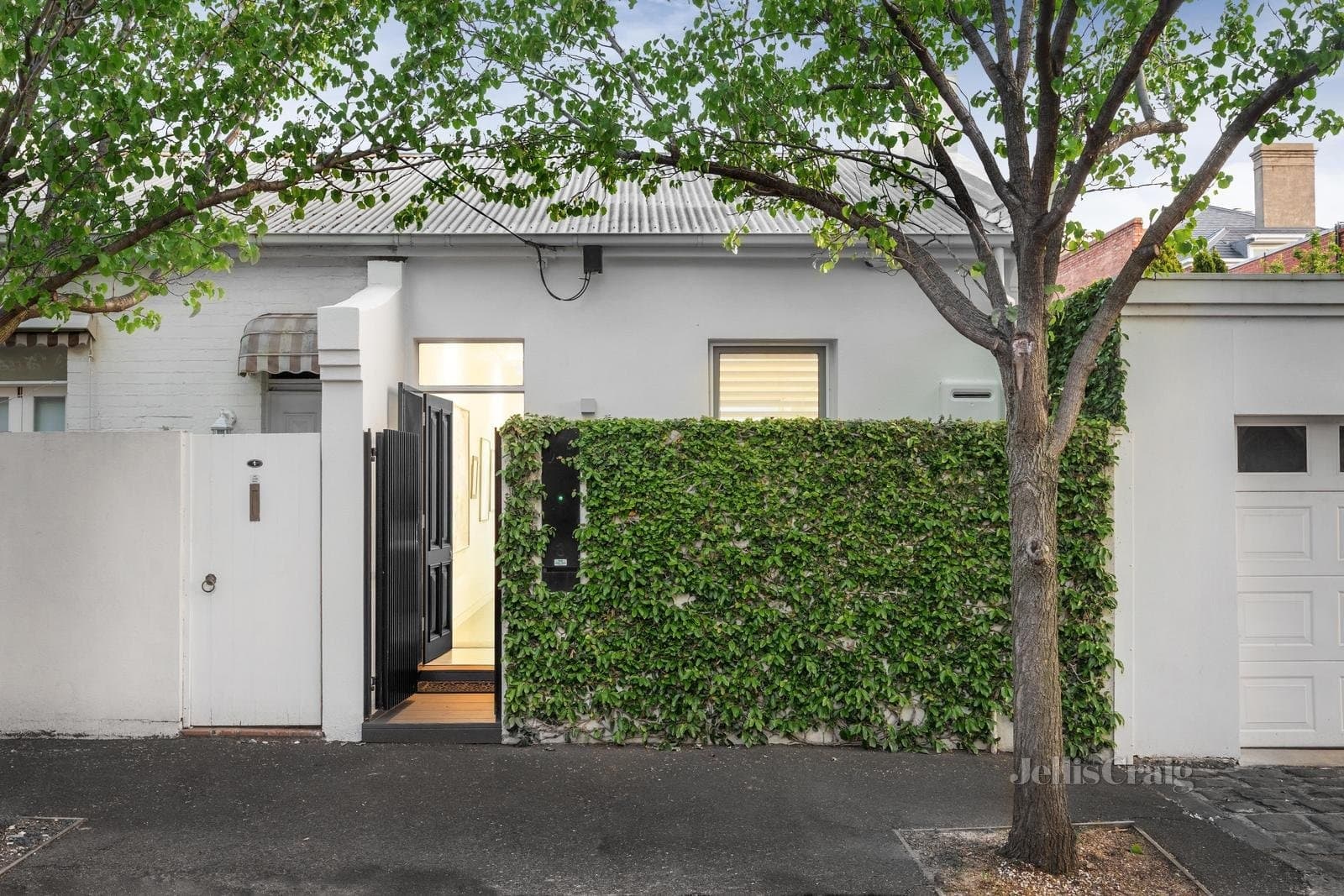 3 Draper Street, Albert Park, Albert Park - Thumbnail 2