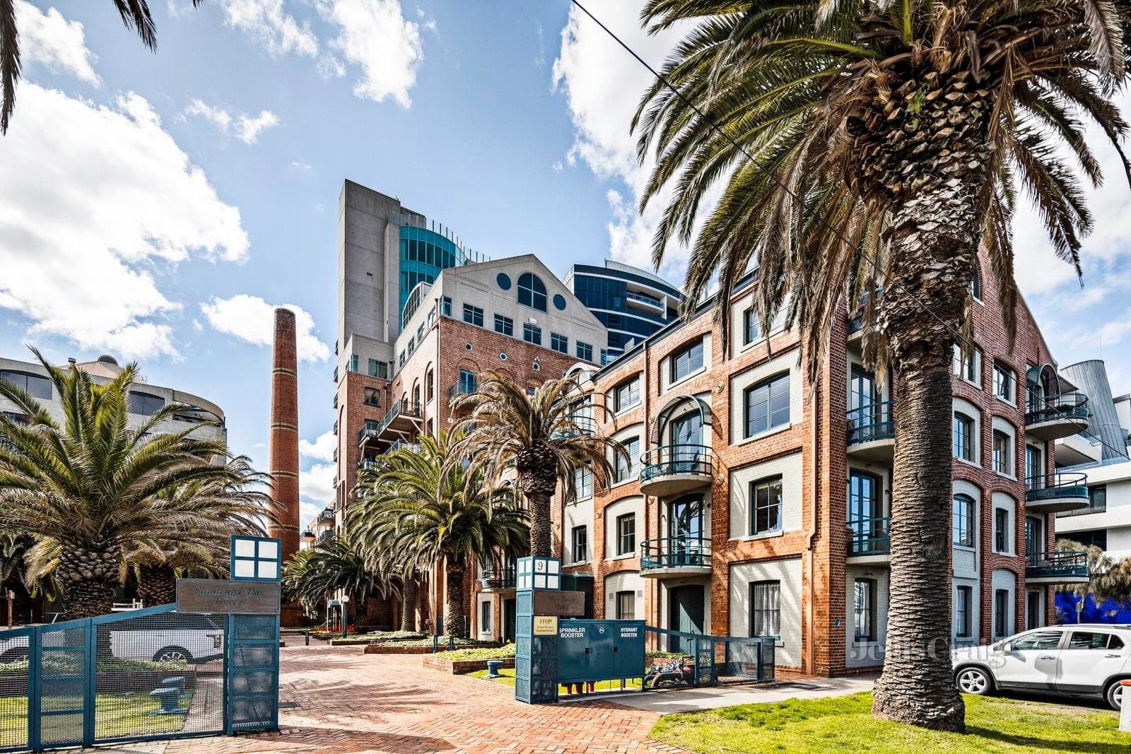 4B/9 Beach Street, Port Melbourne, Port Melbourne - Image 1