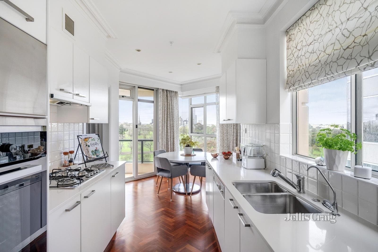 906/469 St Kilda Road, Melbourne, Melbourne - Thumbnail 3