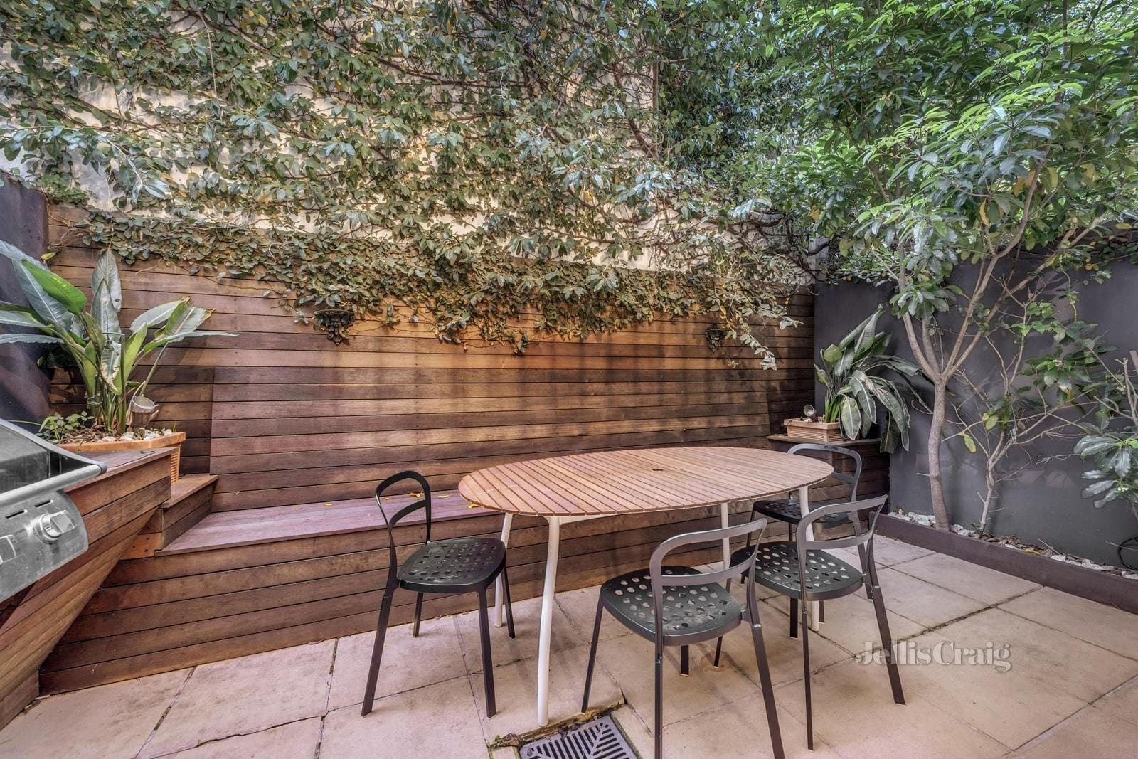 2 Bessiere Place, St Kilda, St Kilda - Image 1