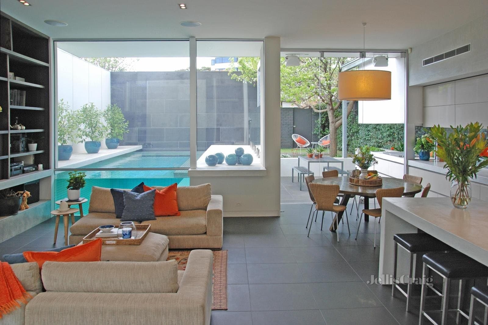 95 Hambleton Street, Middle Park, Middle Park - Thumbnail 3