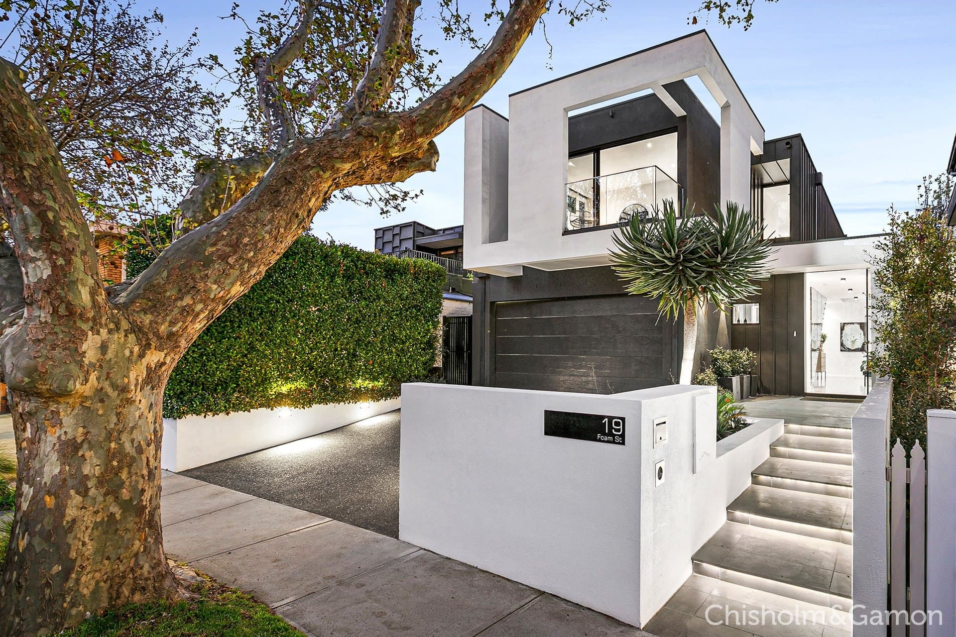 19 Foam Street, Elwood, Elwood - Thumbnail 2