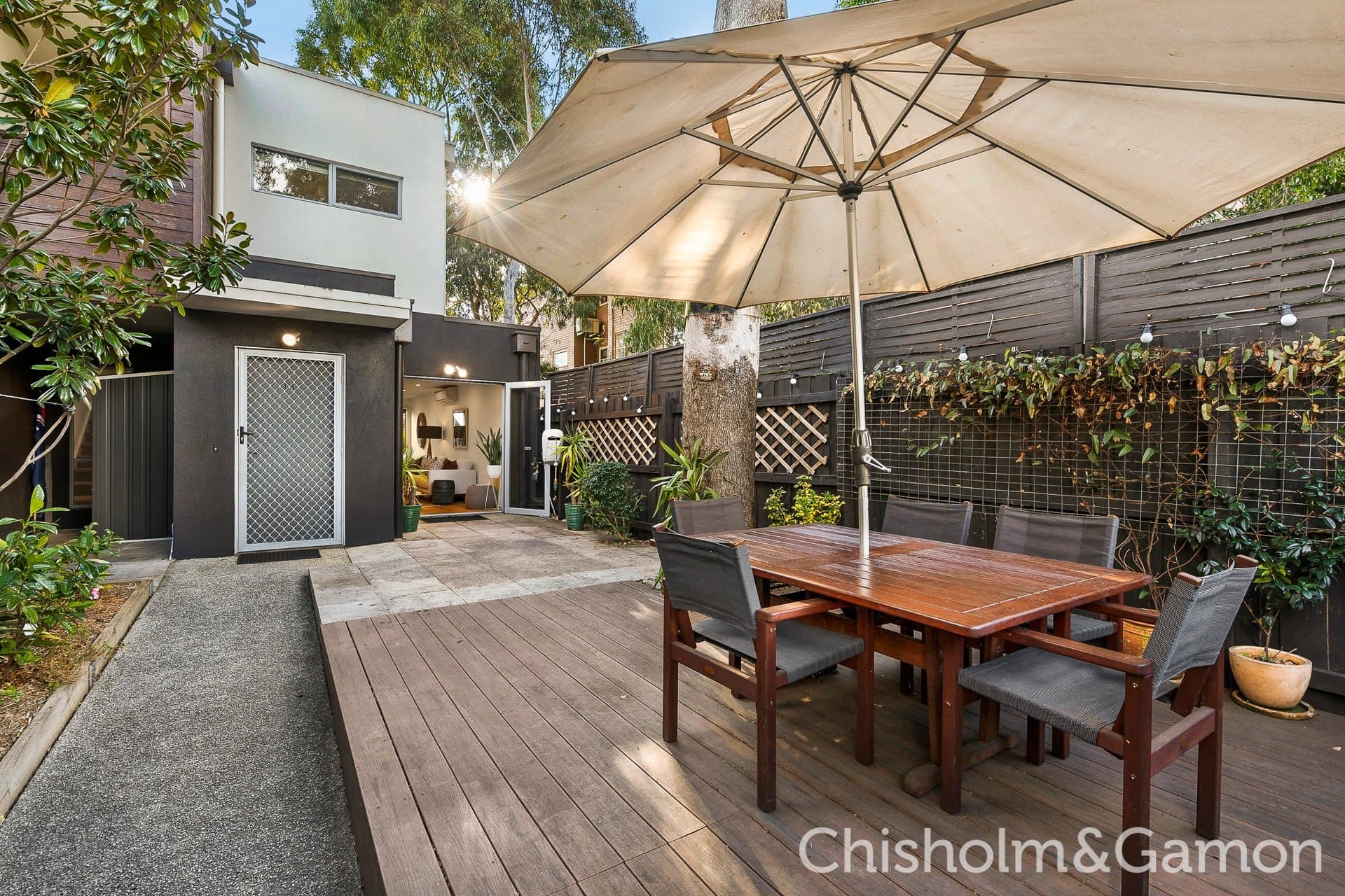 1/4 Lansdowne Road, St Kilda East, St Kilda East - Thumbnail 2