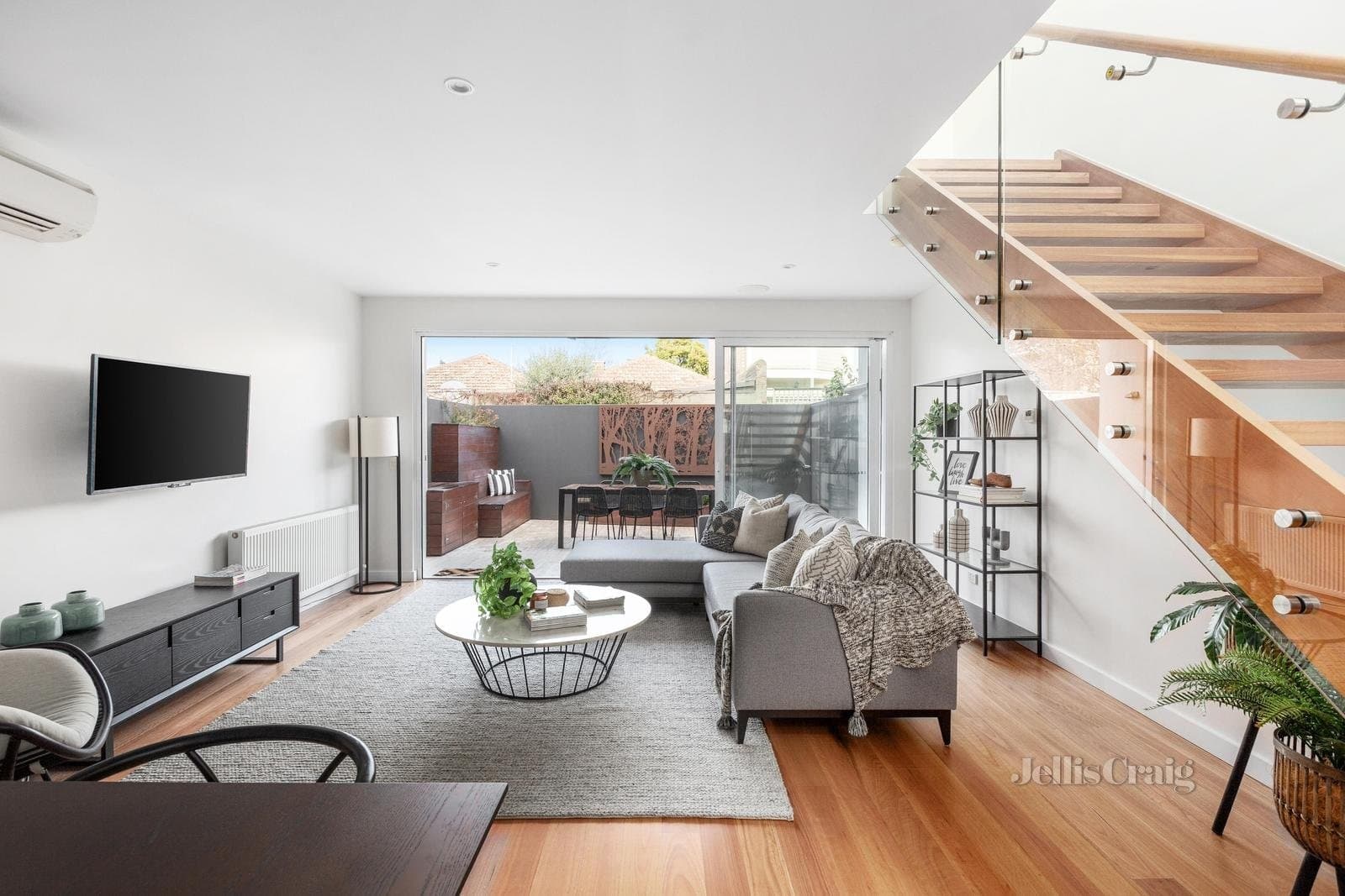 152 Neville Street, Middle Park, Middle Park - Thumbnail 3