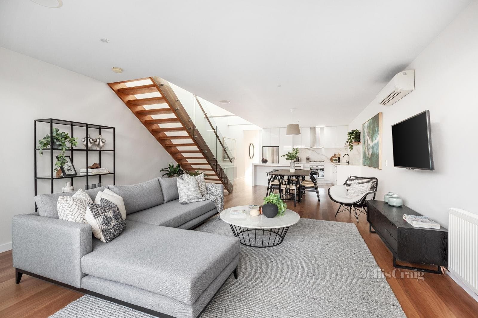 152 Neville Street, Middle Park, Middle Park - Thumbnail 6