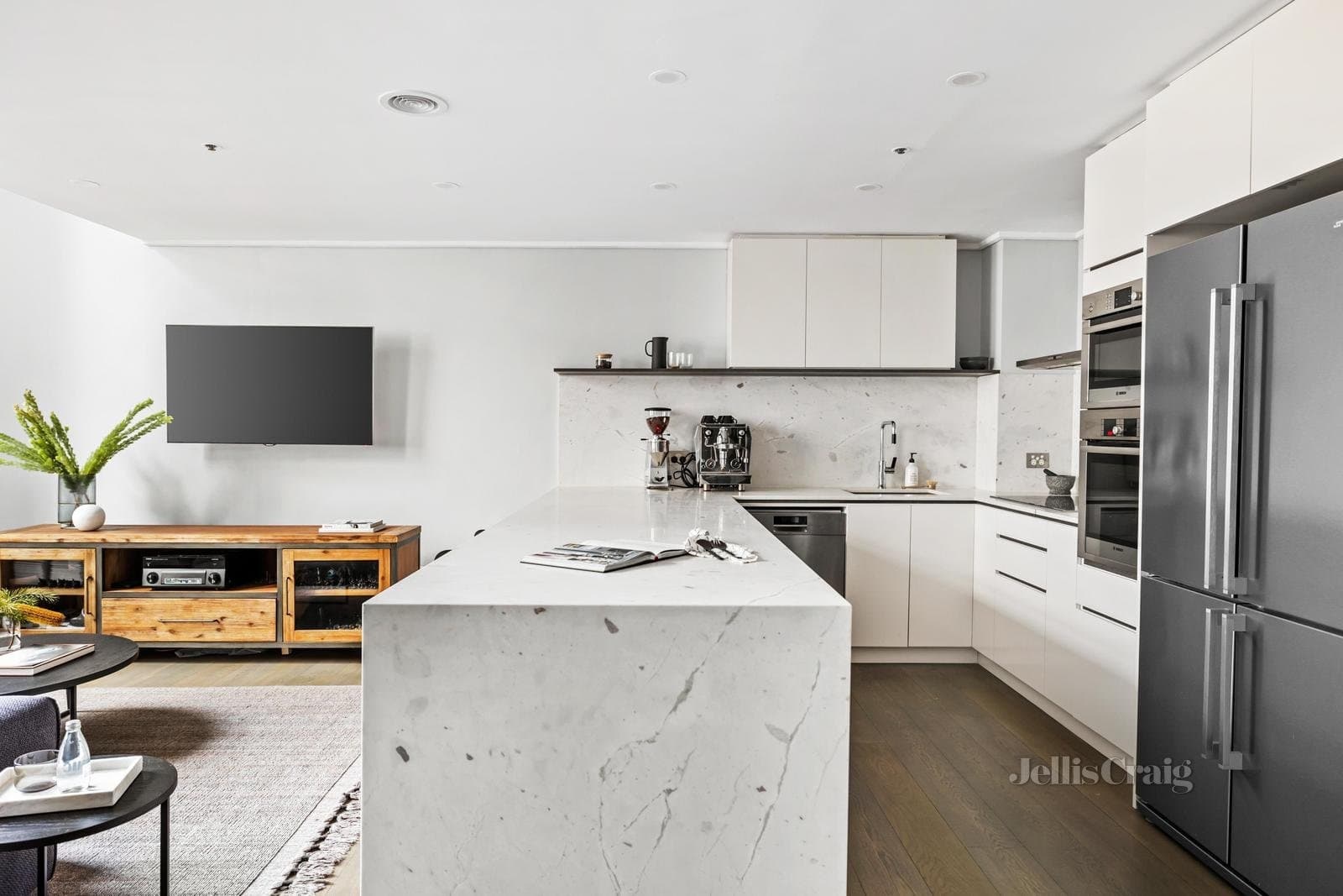 323/57 Spencer Street, Docklands, Docklands - Thumbnail 6