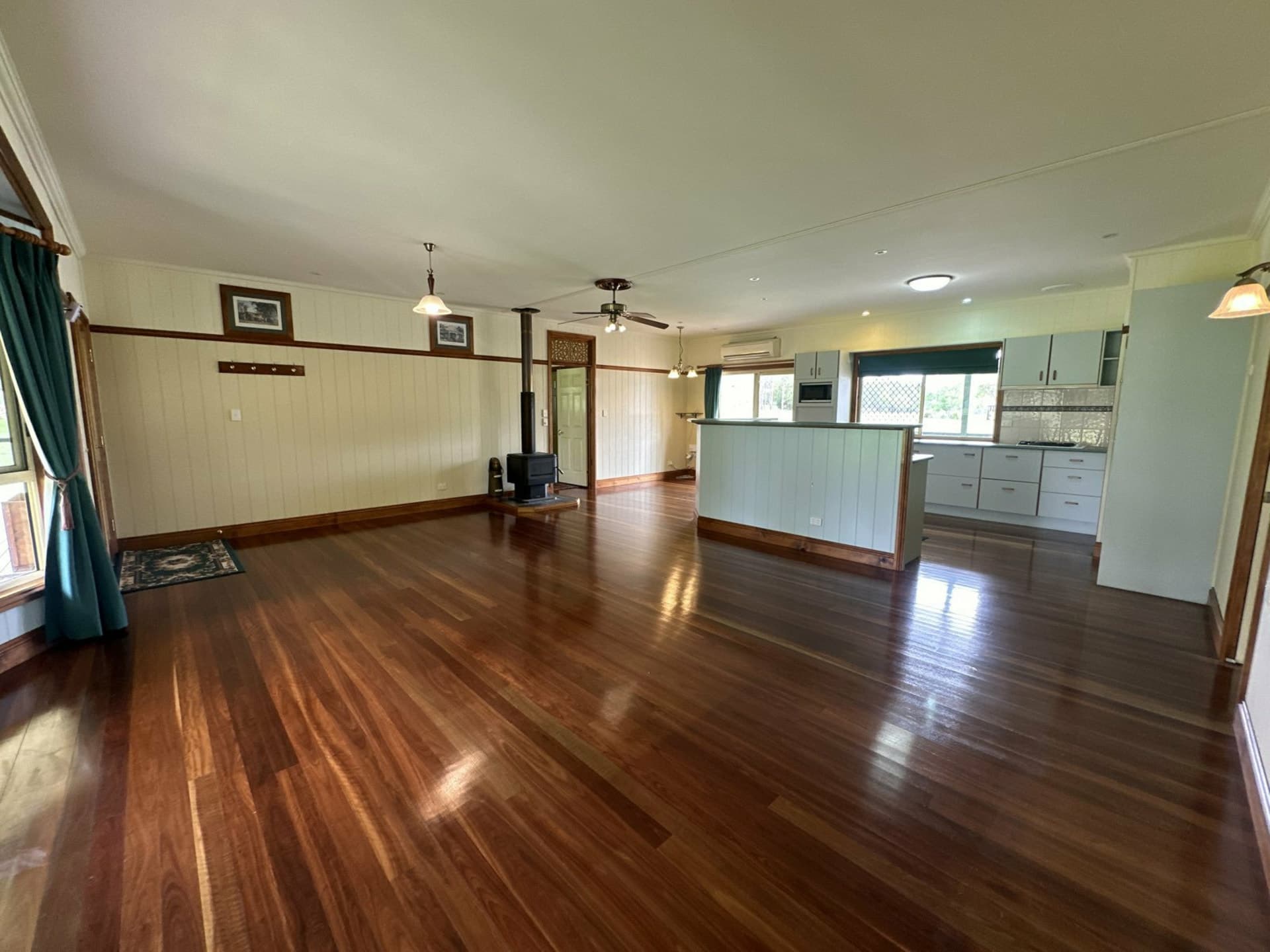 133 Martin Crescent Benarkin North QLD, Benarkin North - Thumbnail 3