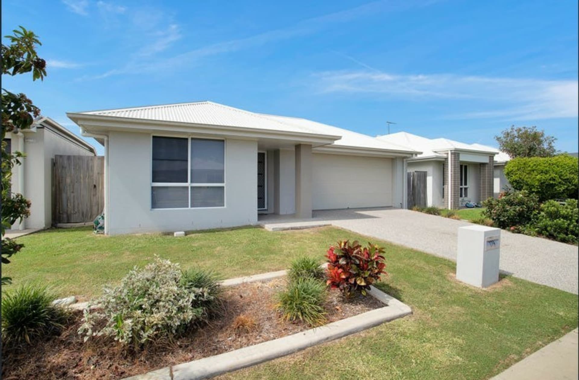 179 Whitehaven Drive Blacks Beach QLD, Blacks Beach - Thumbnail 2