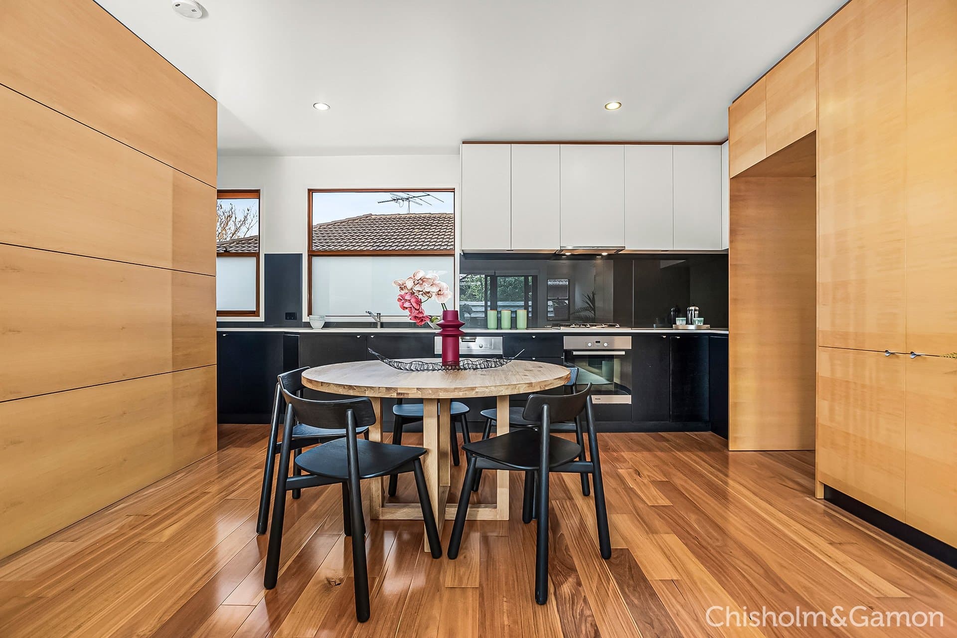 2/19 Ruskin Street, Elwood, Elwood - Thumbnail 3
