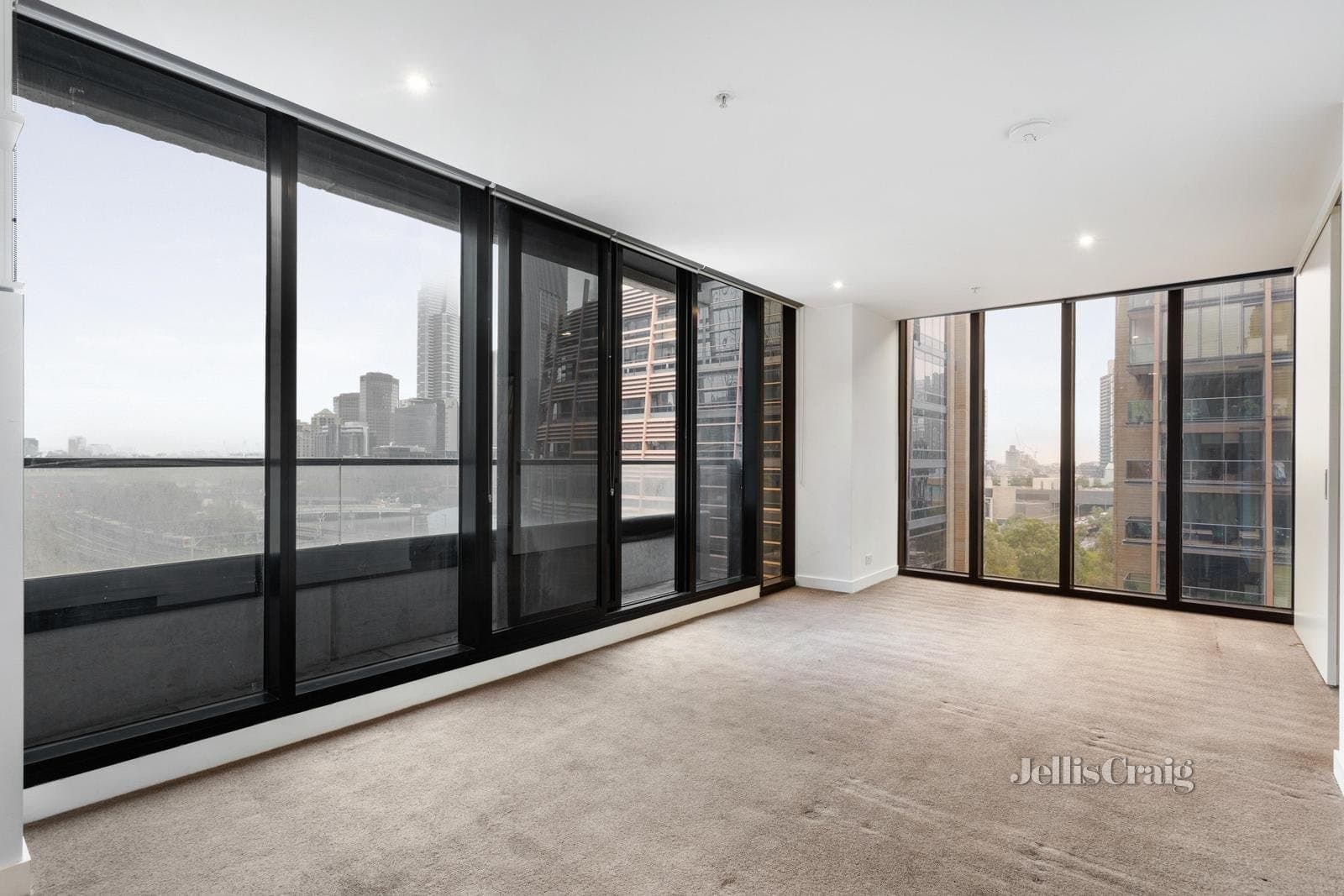 1010/7 Katherine Place, Melbourne, Melbourne - Thumbnail 3