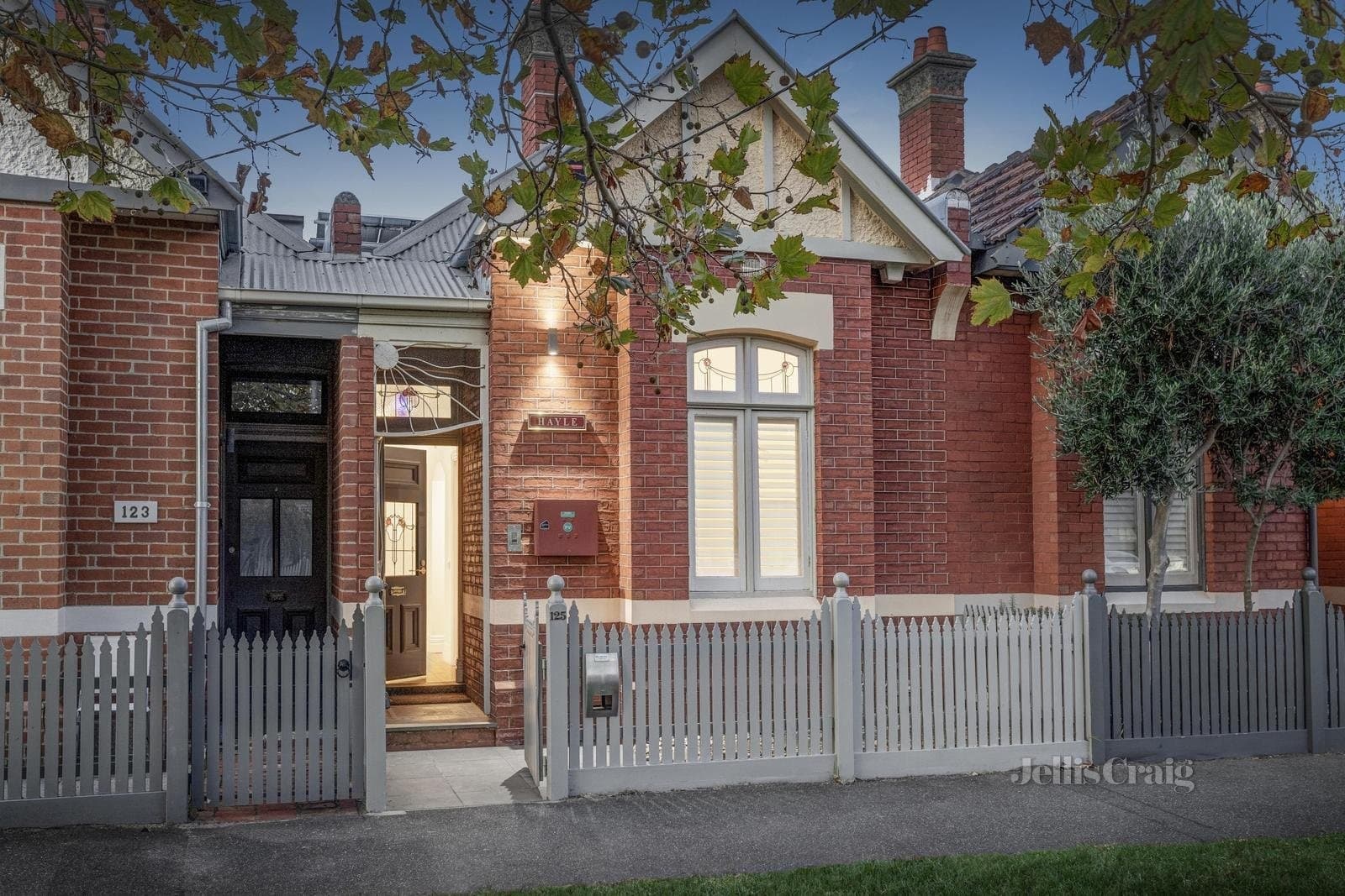 125 Page Street, Albert Park, Albert Park - Thumbnail 2