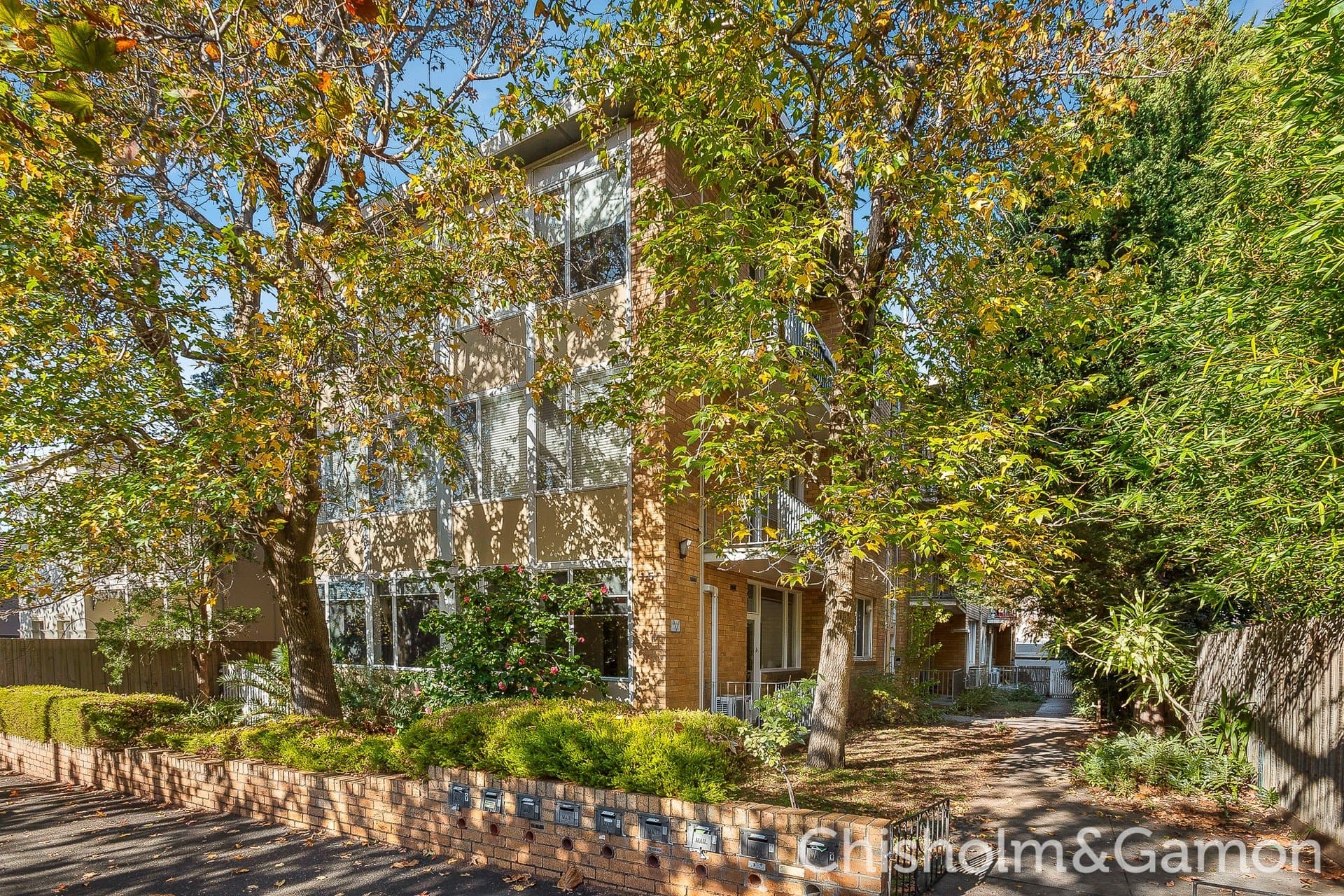 1/15 Beach Avenue, Elwood, Elwood - Thumbnail 2