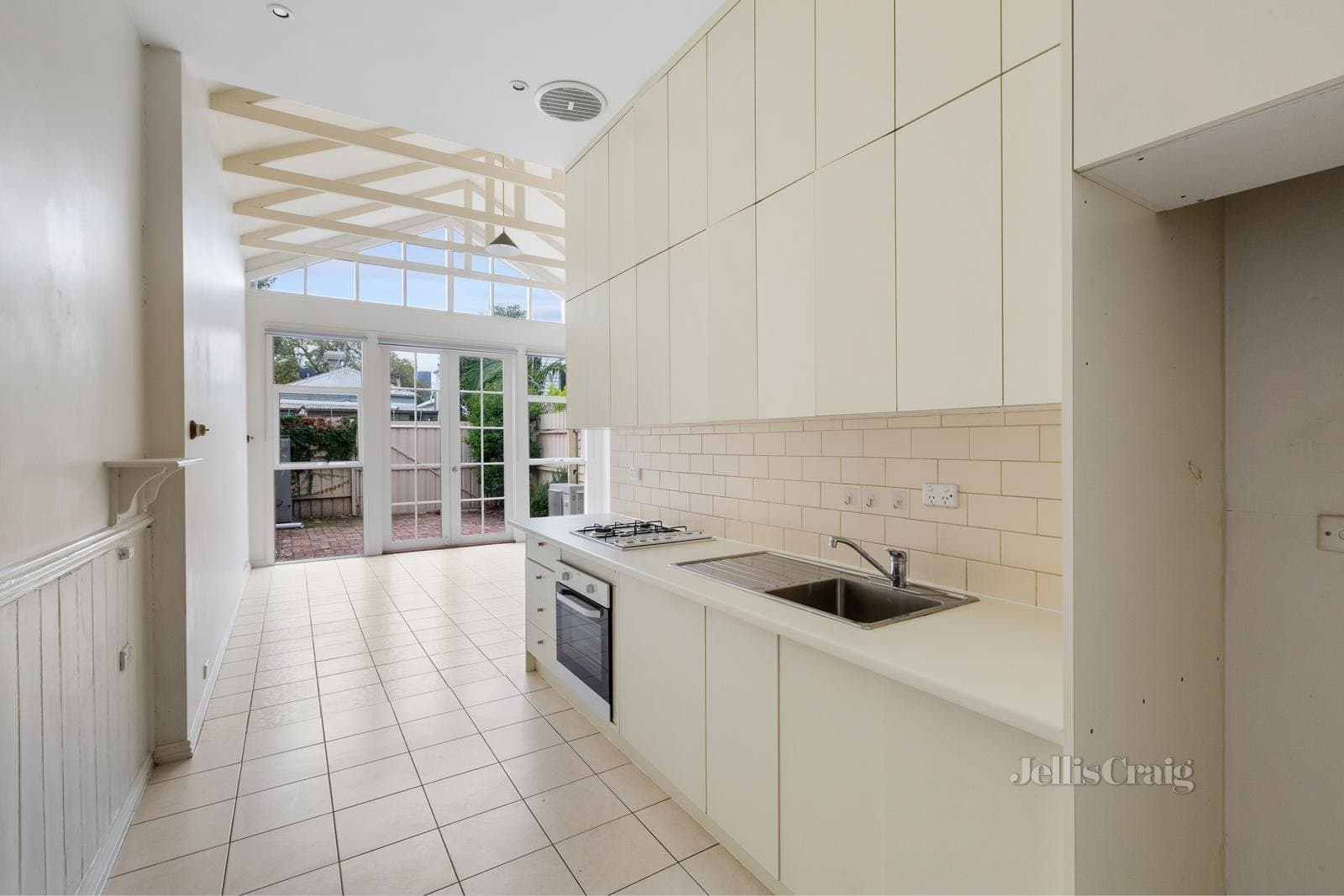 10 Little Tribe Street, South Melbourne, South Melbourne - Thumbnail 3