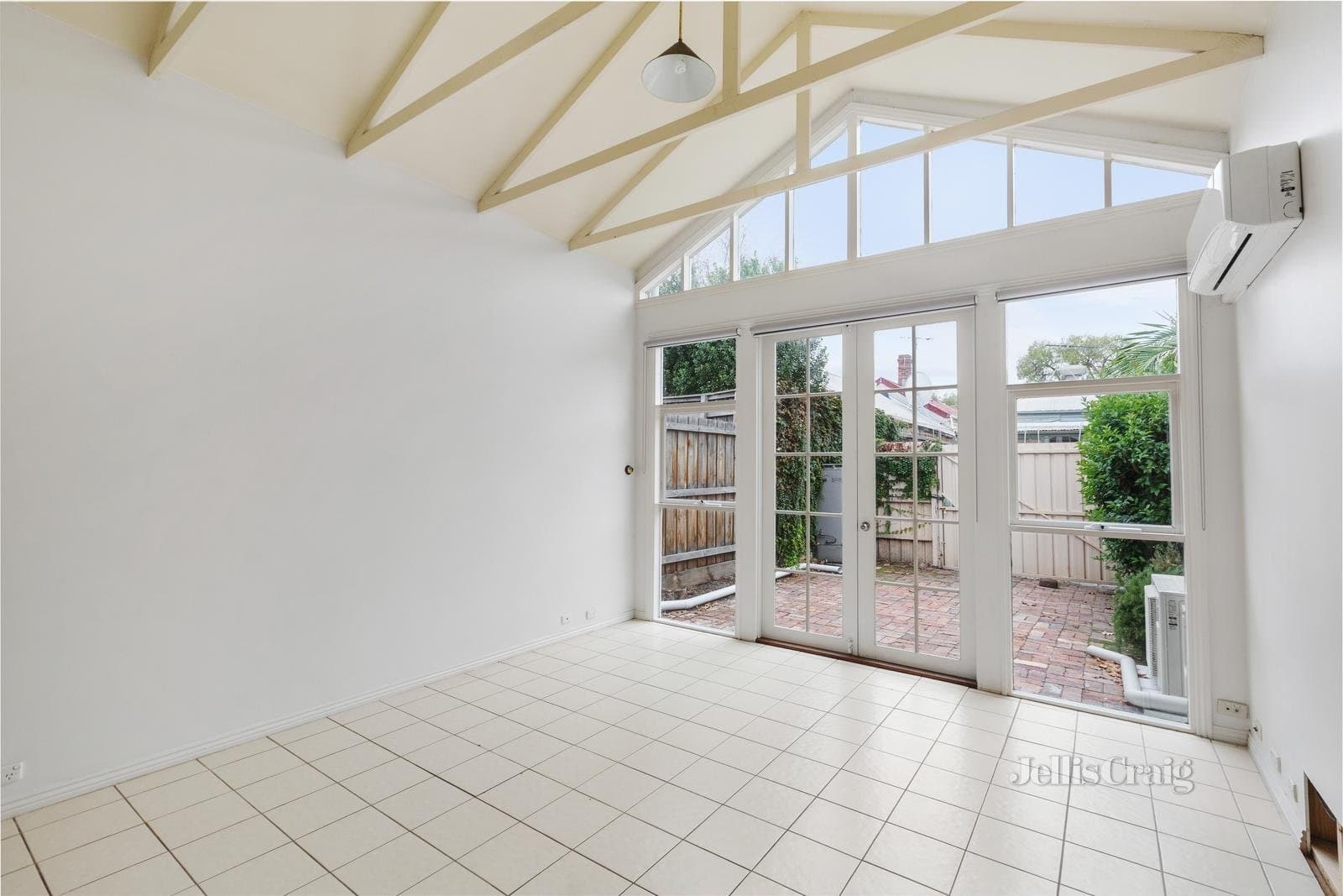 10 Little Tribe Street, South Melbourne, South Melbourne - Thumbnail 5
