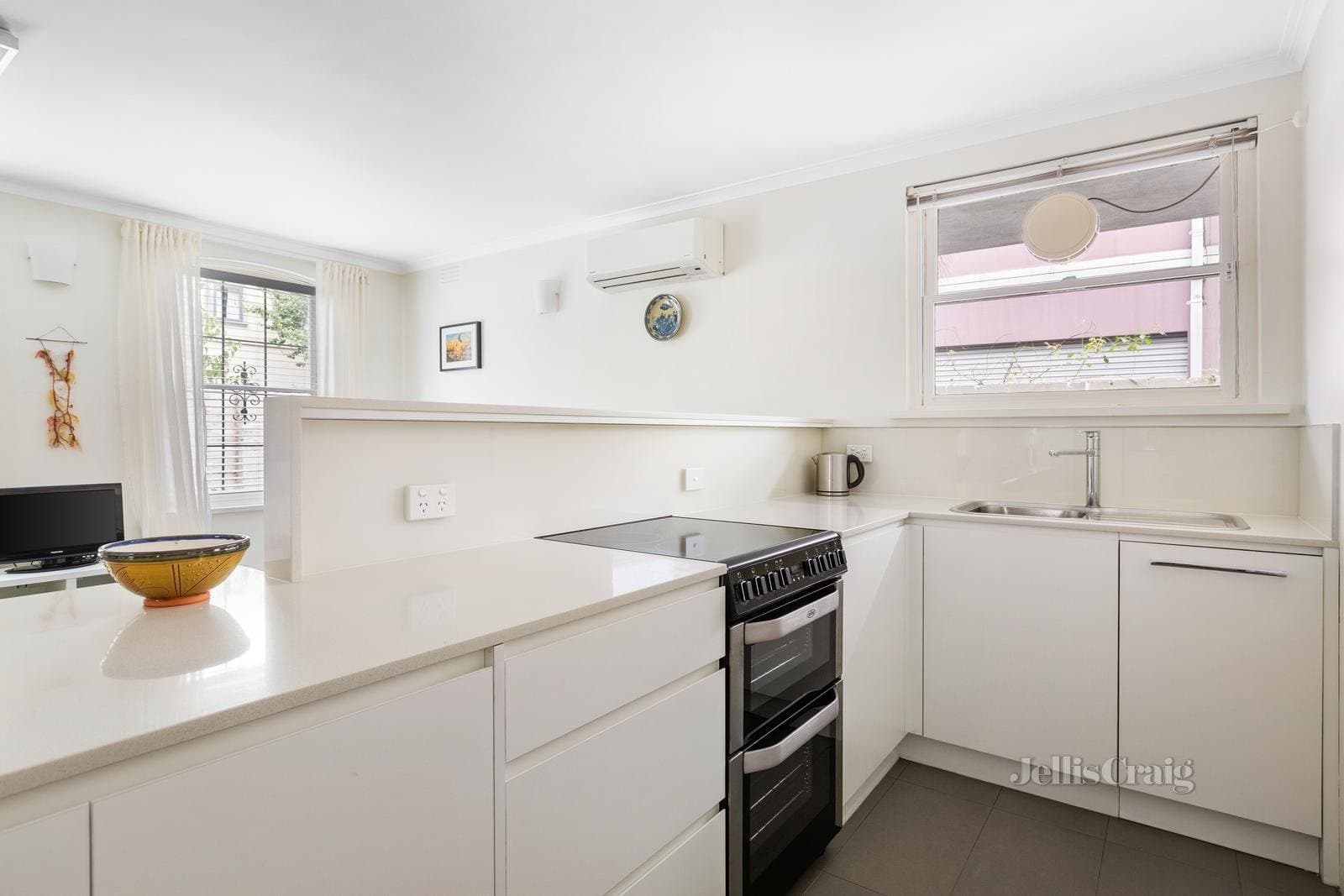 1/24-30 Raglan Street, South Melbourne, South Melbourne - Thumbnail 5
