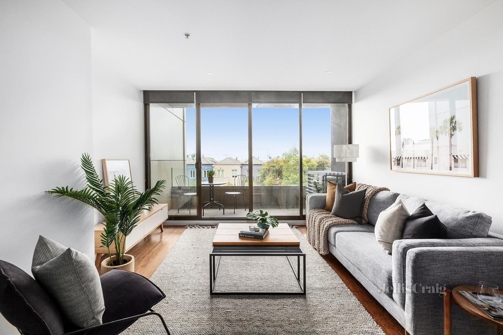 201/2 Rouse Street, Port Melbourne, Port Melbourne - Thumbnail 2