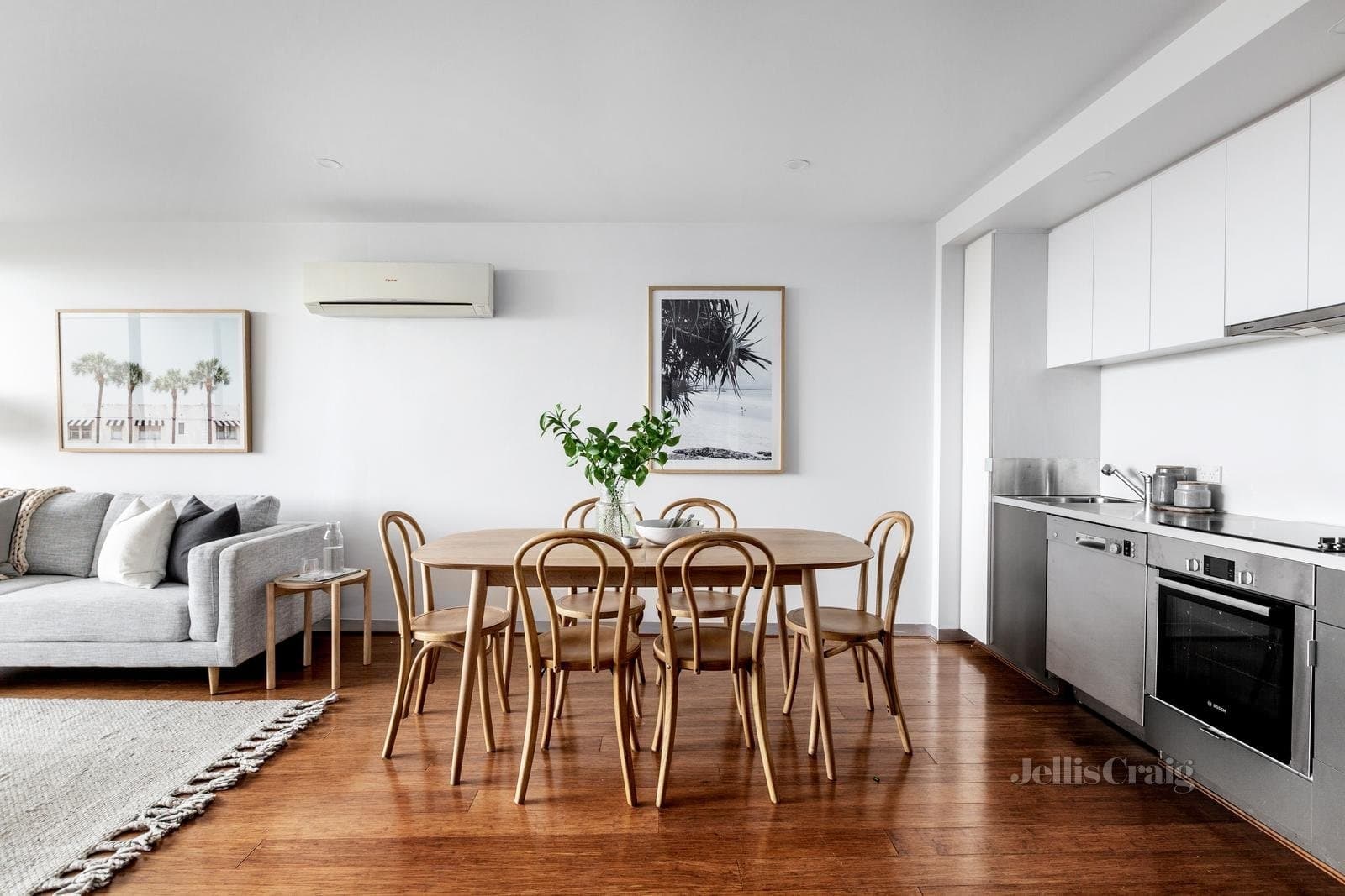201/2 Rouse Street, Port Melbourne, Port Melbourne - Thumbnail 3
