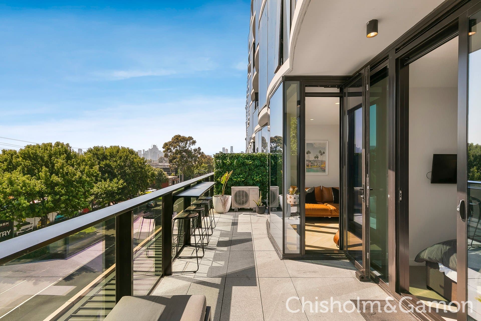 204/320 Plummer Street, Port Melbourne, Port Melbourne - Thumbnail 2
