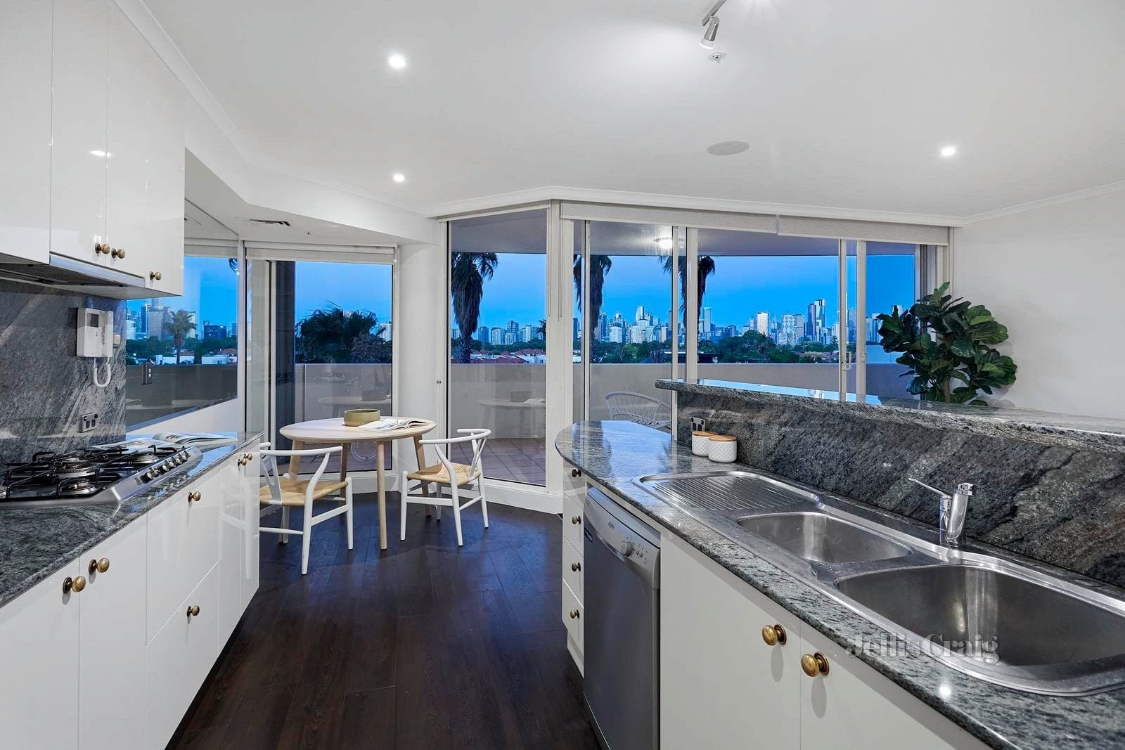 203/115 Beach Street, Port Melbourne, Port Melbourne - Thumbnail 6