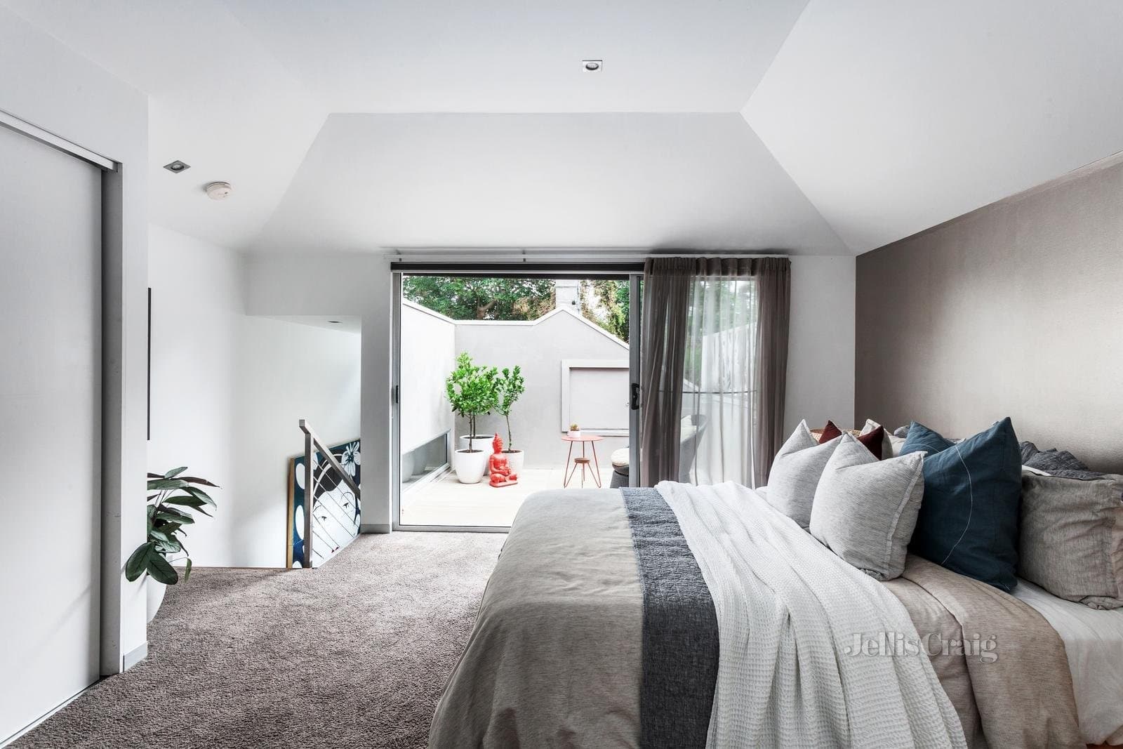 49 Iffla Street, South Melbourne, South Melbourne - Thumbnail 7