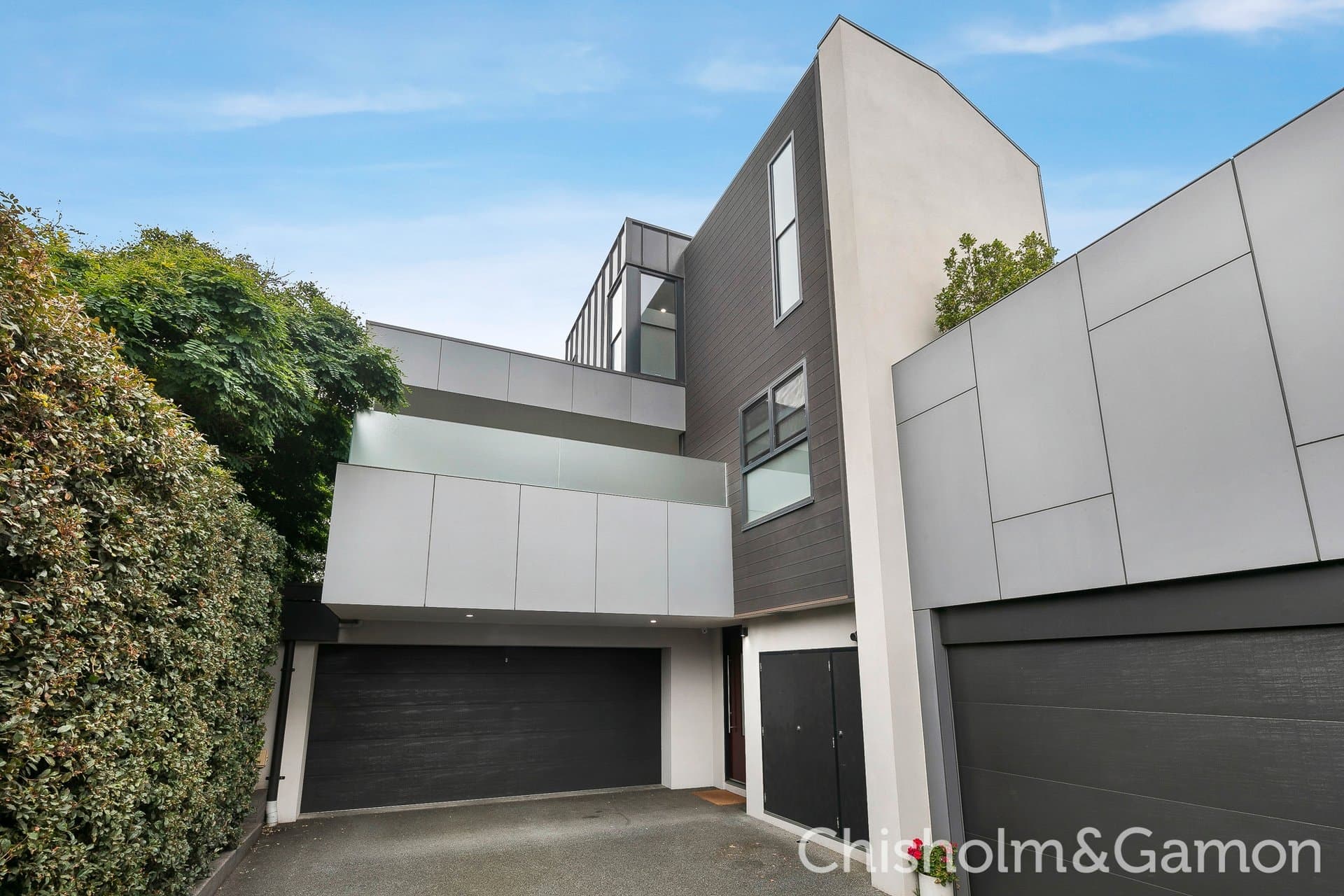 2/196 Graham Street, Port Melbourne, Port Melbourne - Thumbnail 3