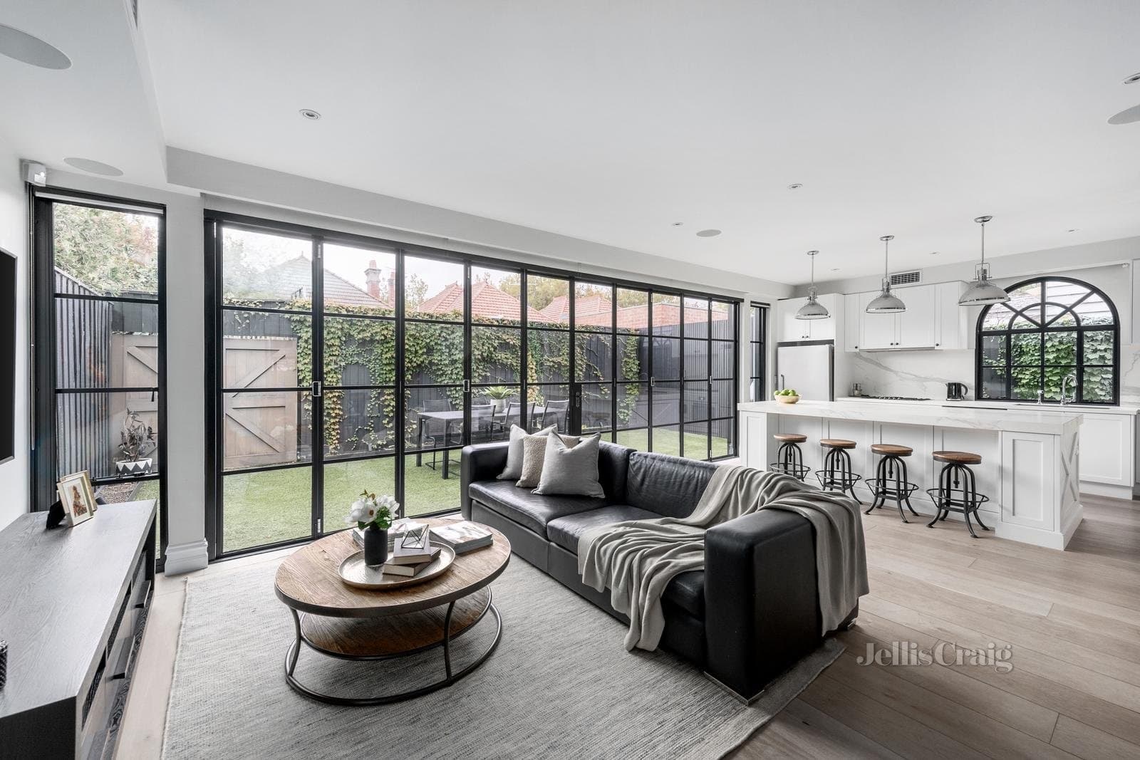 80 Neville Street, Middle Park, Middle Park - Thumbnail 3