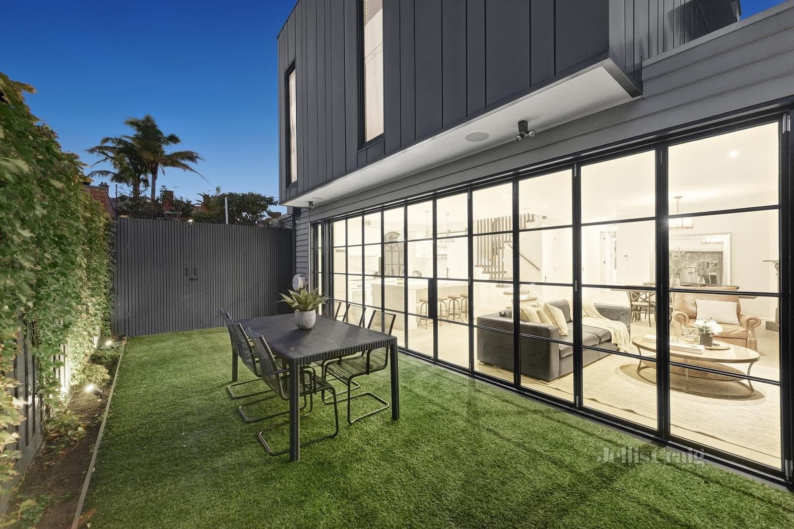 80 Neville Street, Middle Park, Middle Park - Thumbnail 8